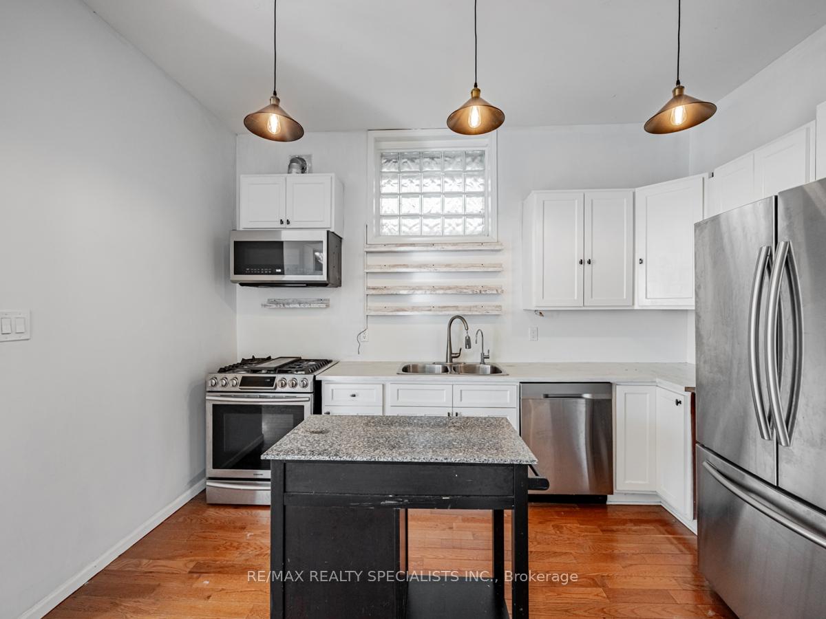 Photo 9 of 166 Hess Street N, Hamilton, Strathcona — HOMEH