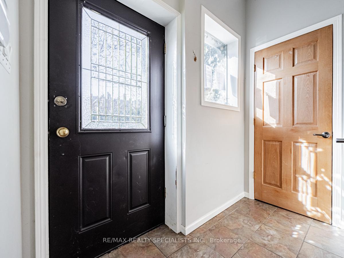 Photo 11 of 166 Hess Street N, Hamilton, Strathcona — HOMEH
