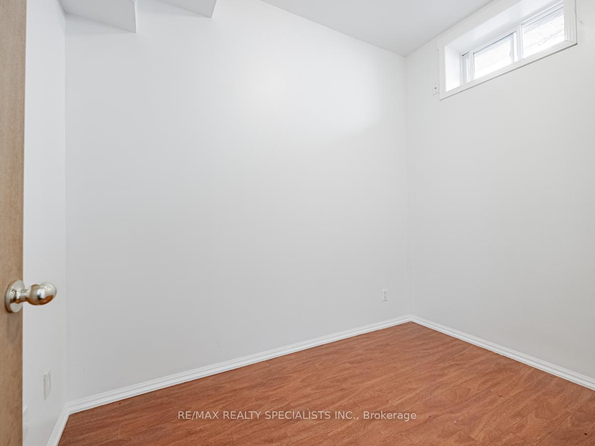 Photo 16 of 166 Hess Street N, Hamilton, Strathcona — HOMEH