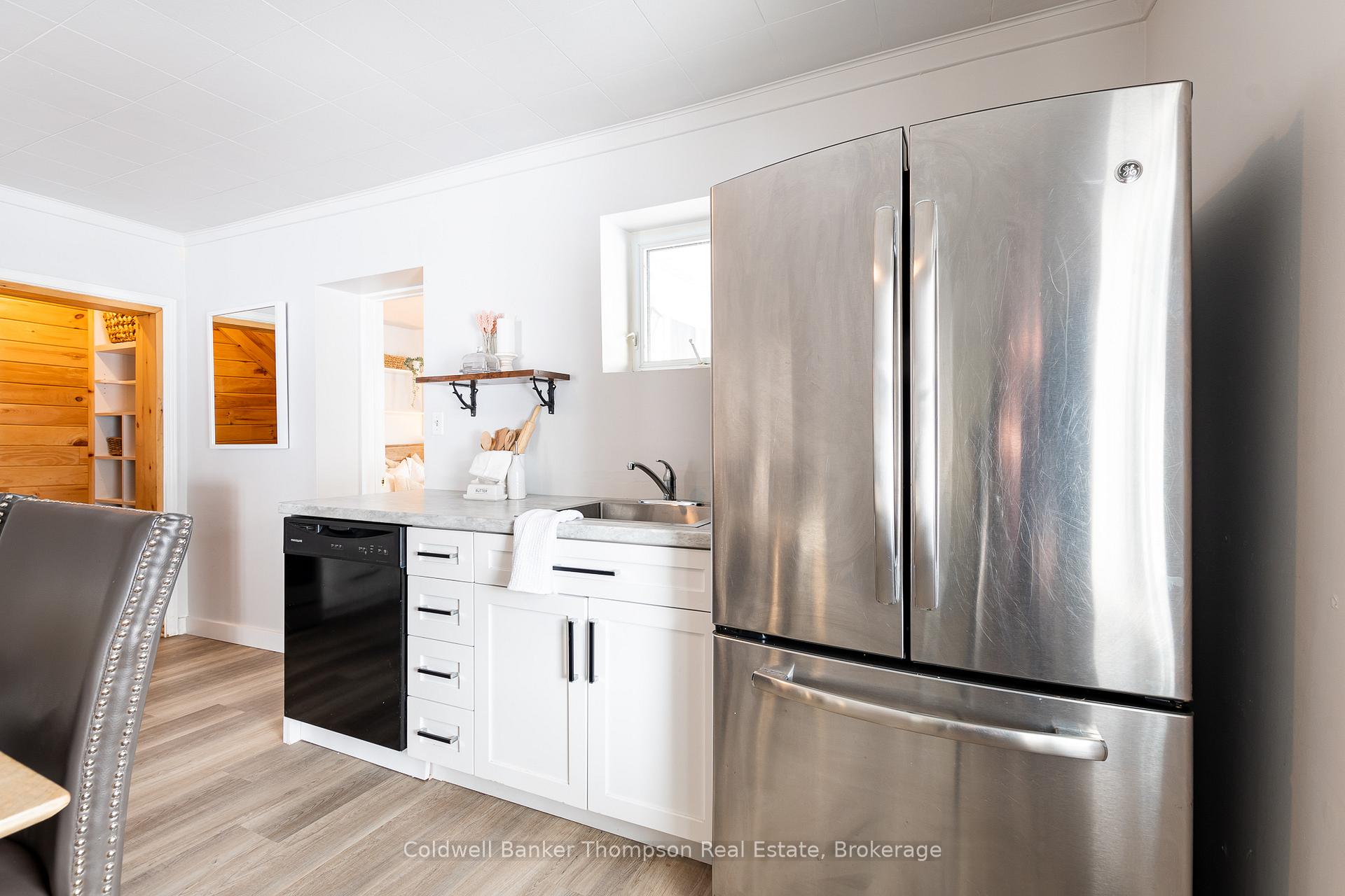 Photo 7 of 165 Yonge Street, Burk's Falls — HOMEH