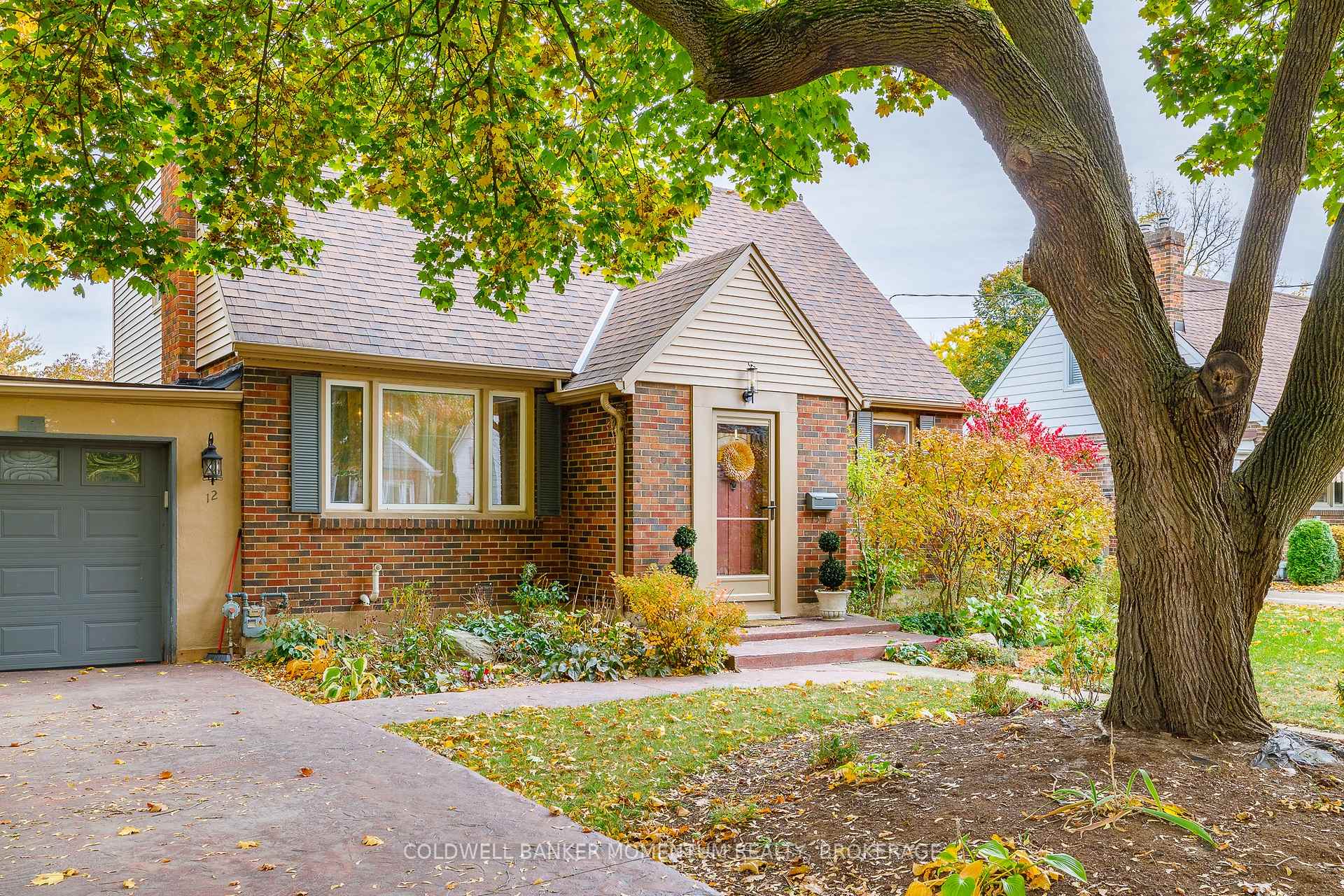 Photo 2 of 12 Cameron Road, St. Catharines, E. Chester — HOMEH