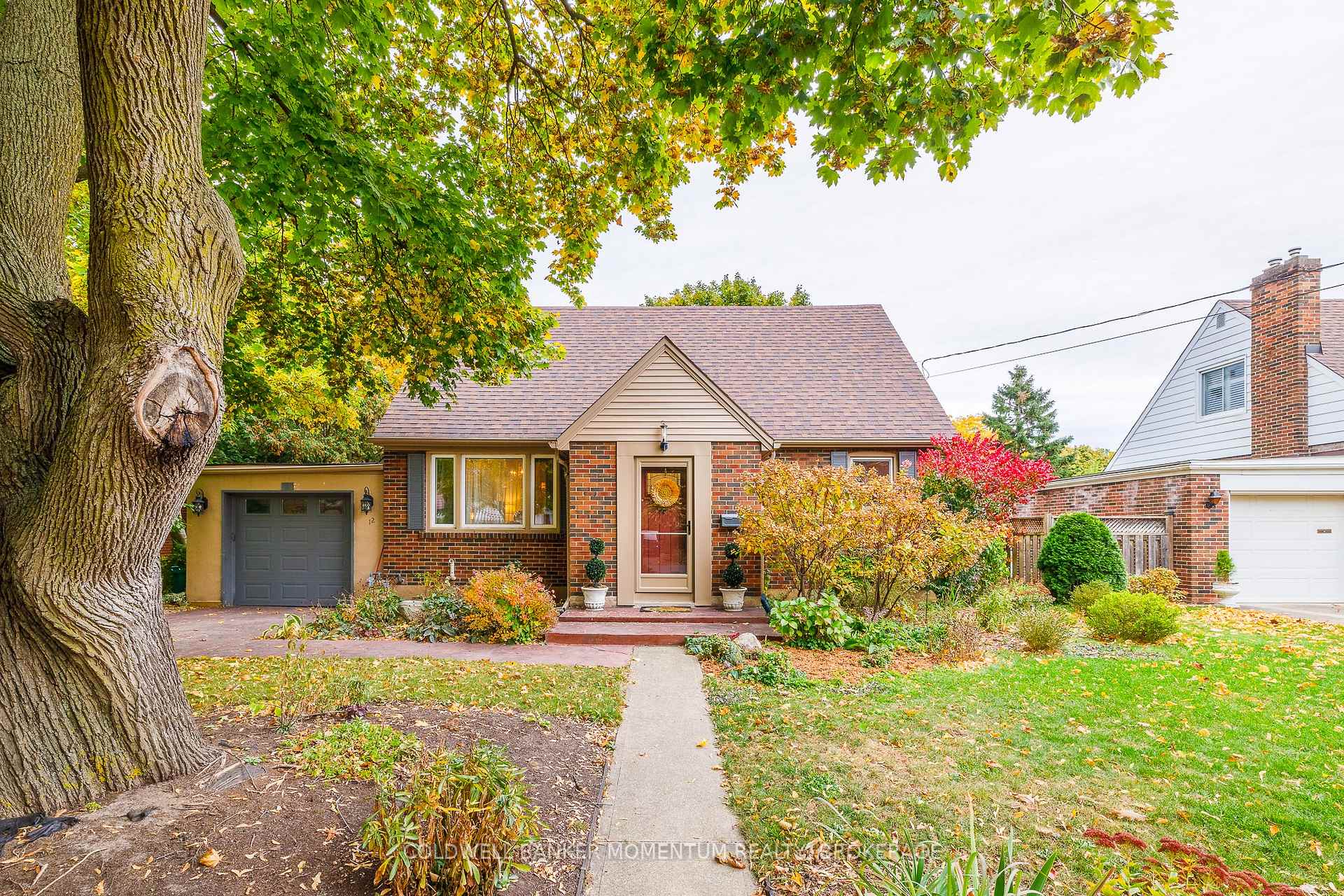 Photo 4 of 12 Cameron Road, St. Catharines, E. Chester — HOMEH