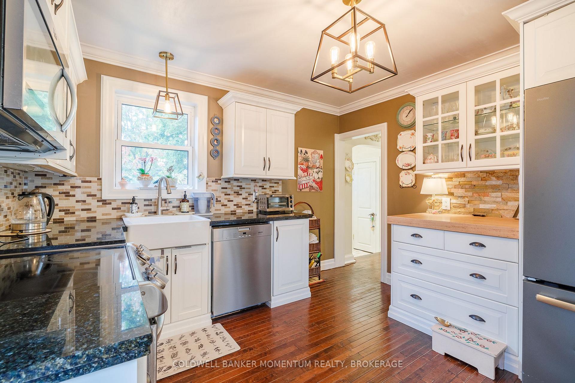 Photo 20 of 12 Cameron Road, St. Catharines, E. Chester — HOMEH