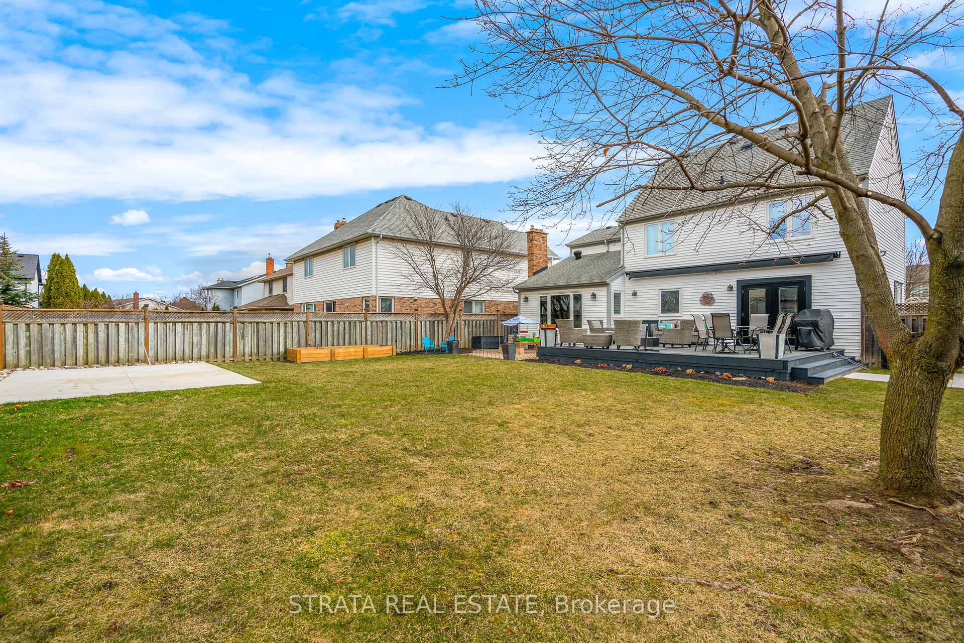 Photo 7 of 49 Fairhaven Drive, St. Catharines, Grapeview — HOMEH