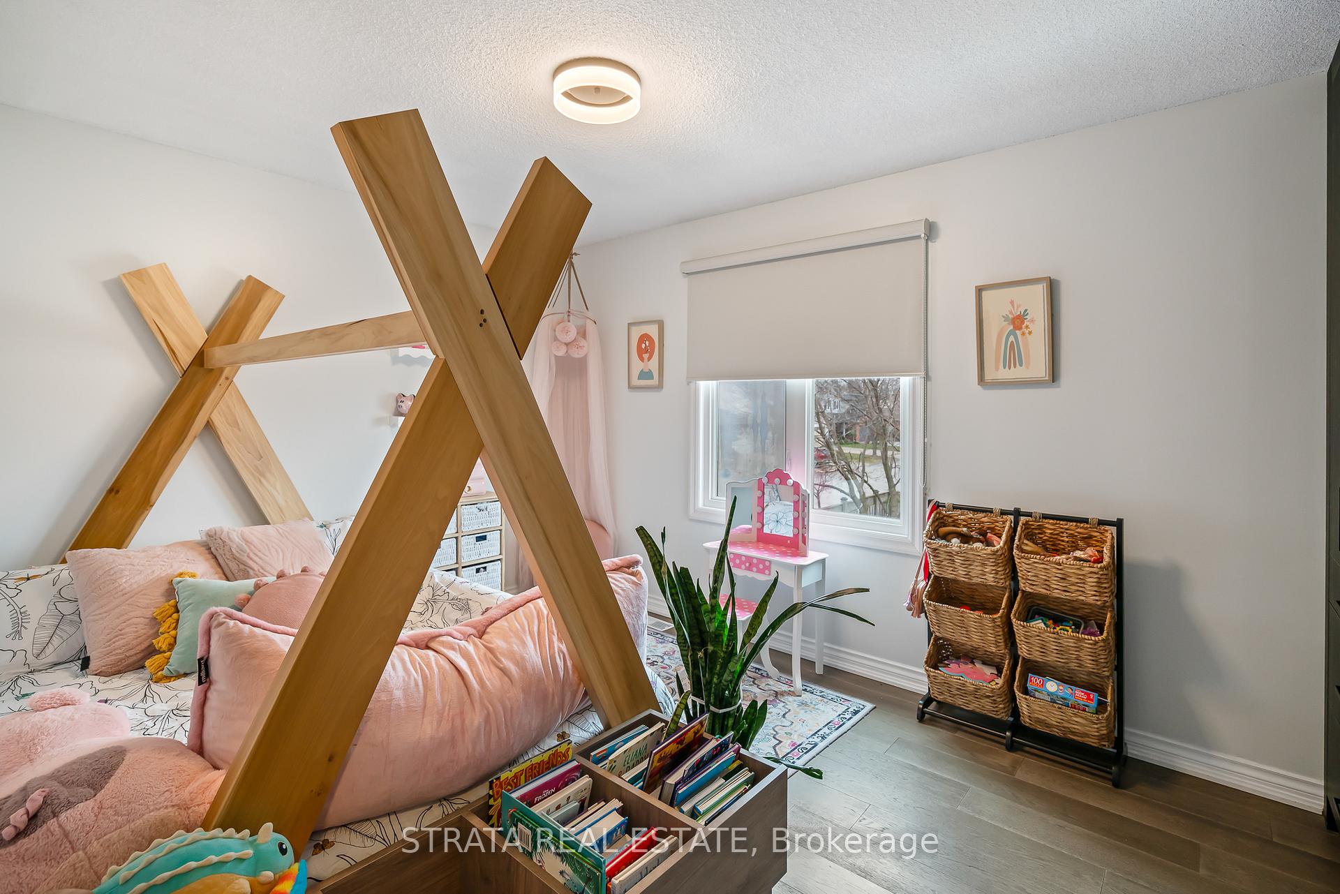 Photo 24 of 49 Fairhaven Drive, St. Catharines, Grapeview — HOMEH