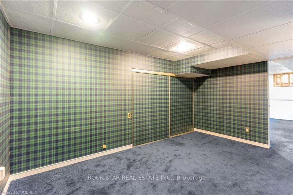 Photo 16 of 28 Valerie Drive, St. Catharines, Glendale/Glenridge — HOMEH
