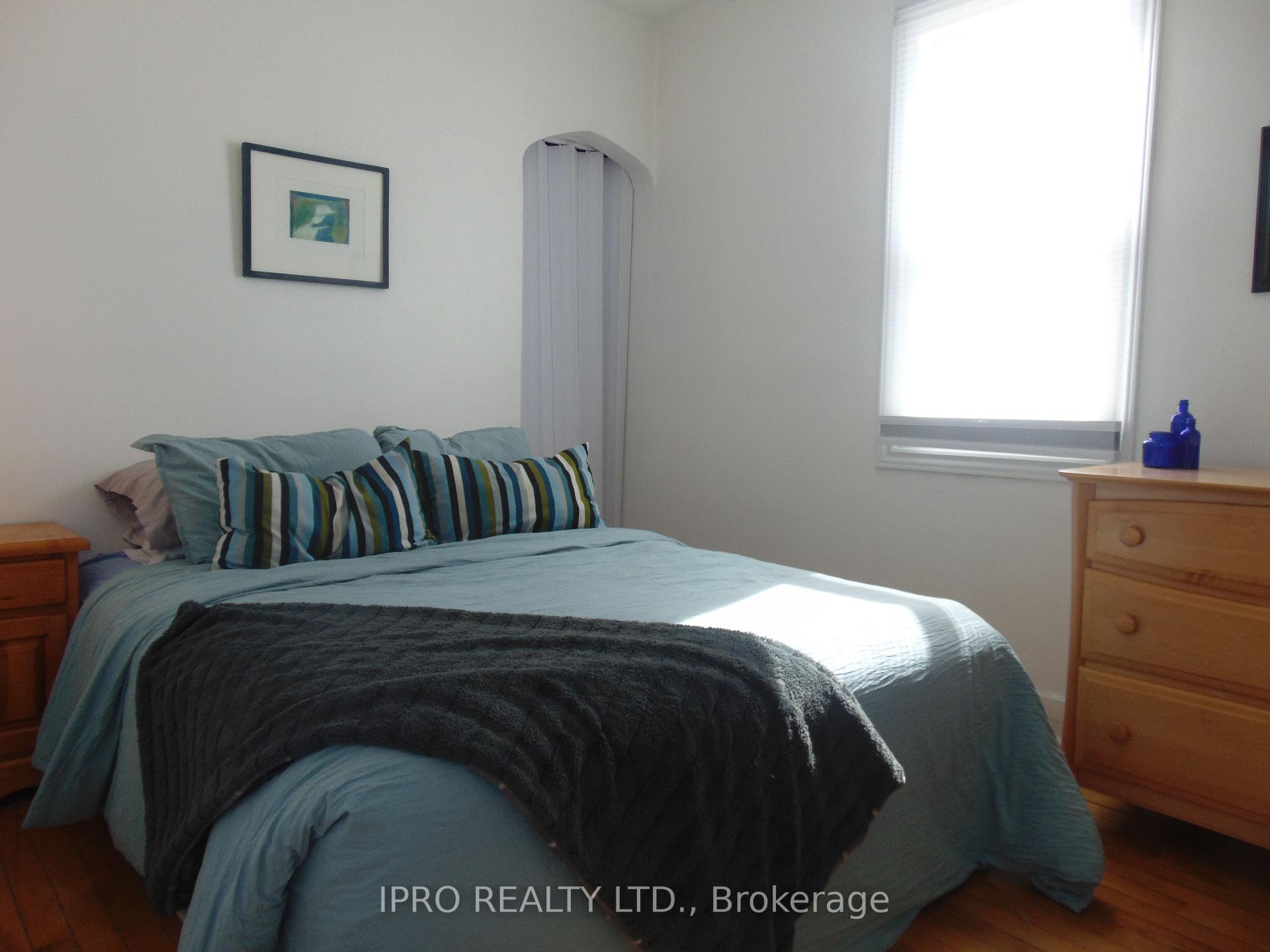Photo 7 of 238 West 19th Street, Hamilton, Buchanan — HOMEH