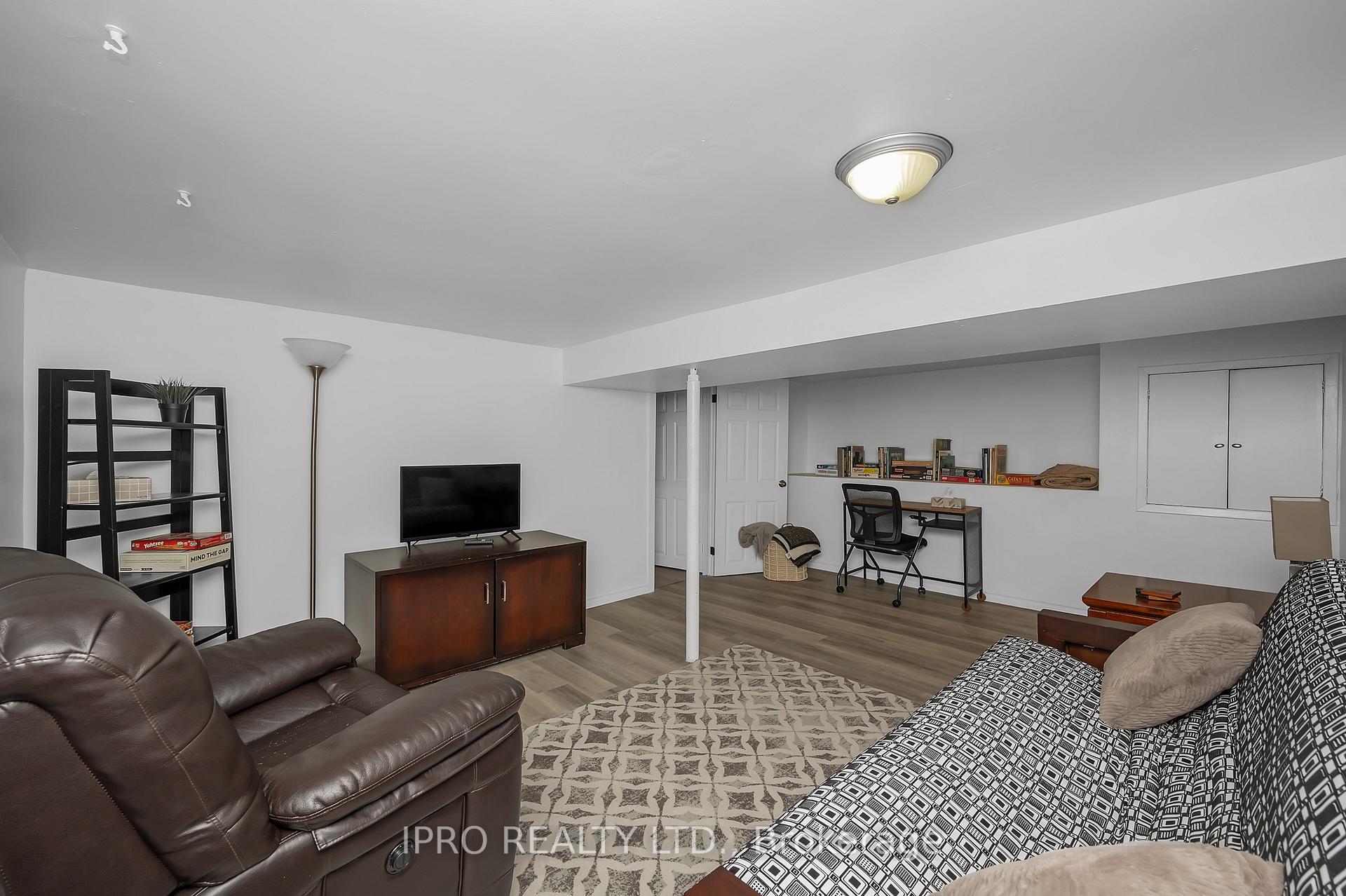 Photo 16 of 238 West 19th Street, Hamilton, Buchanan — HOMEH
