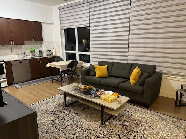 Photo 10 of Unit PH6, 7171 Yonge Street, Markham, Grandview — HOMEH