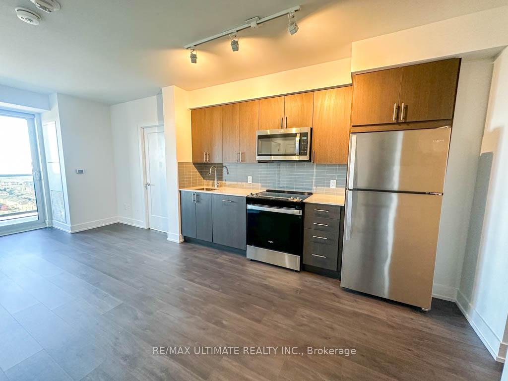 Photo 11 of Unit 2104, 2550 Simcoe Street N, Oshawa, Windfields — HOMEH