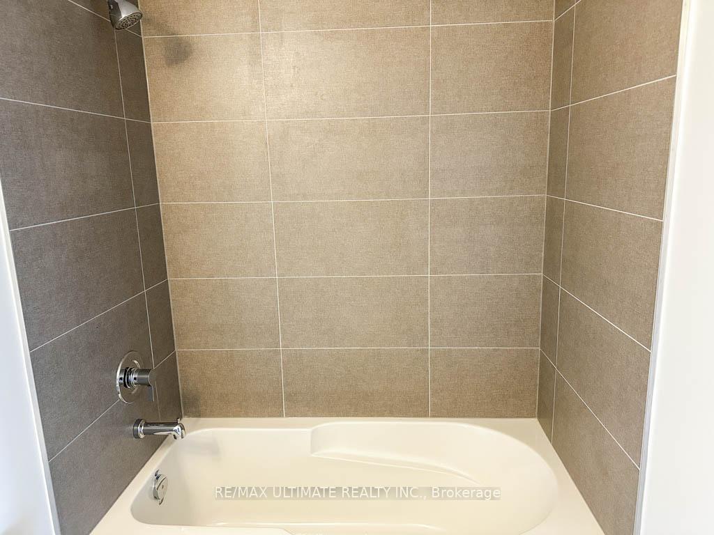 Photo 18 of Unit 2104, 2550 Simcoe Street N, Oshawa, Windfields — HOMEH
