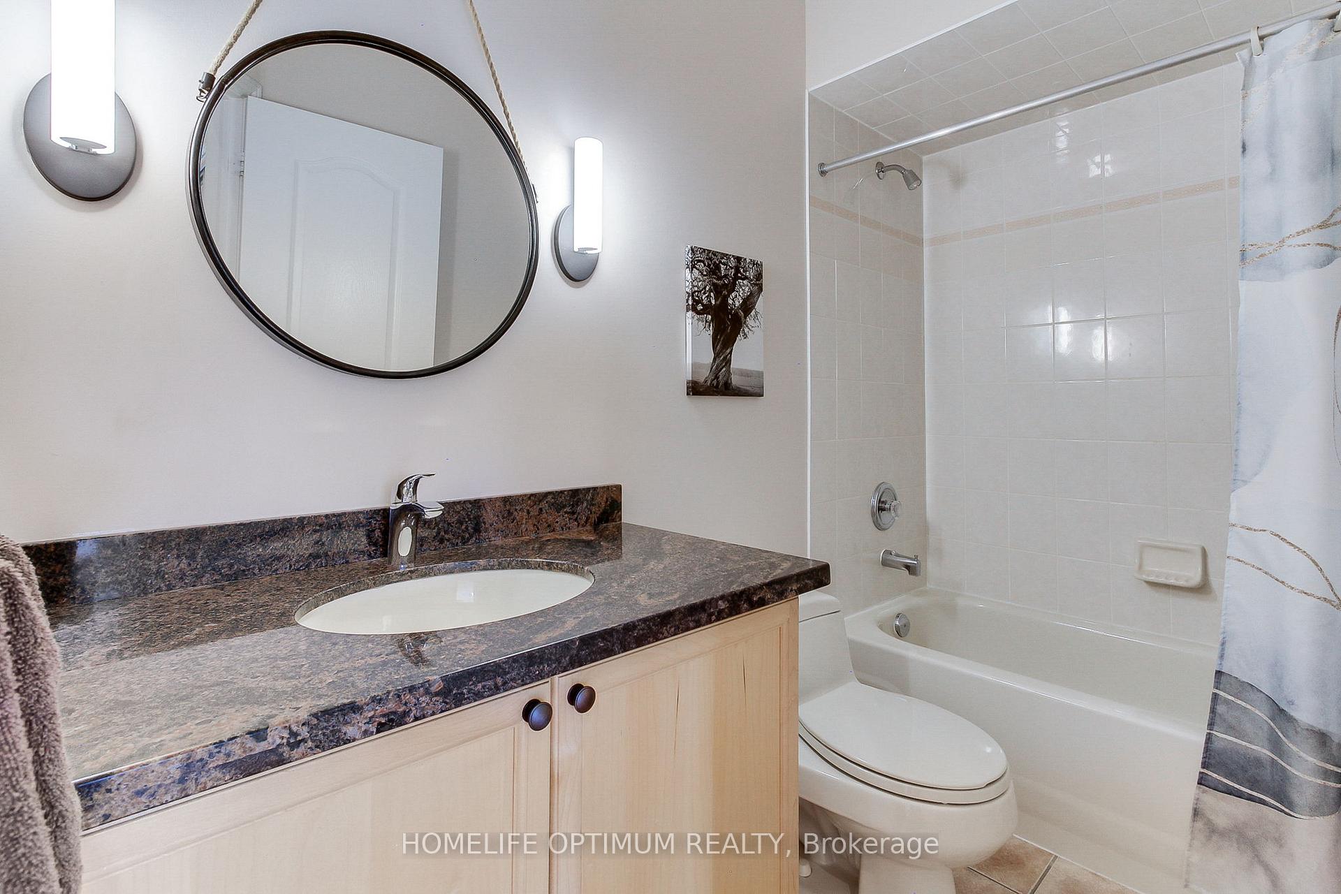 Photo 26 of 30 Benville Crescent E, Aurora, Aurora Estates — HOMEH