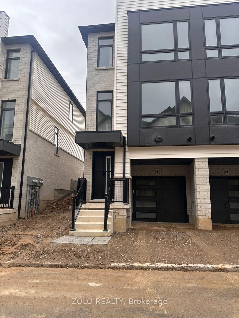 Photo 2 of Unit 24, 55 Tom Brown Drive, Brant, Paris — HOMEH