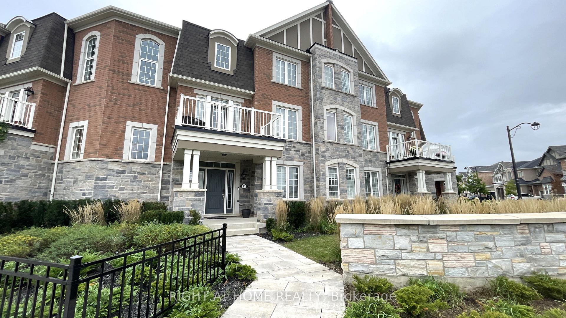 Front of Unit 21, 1222 Rose Way