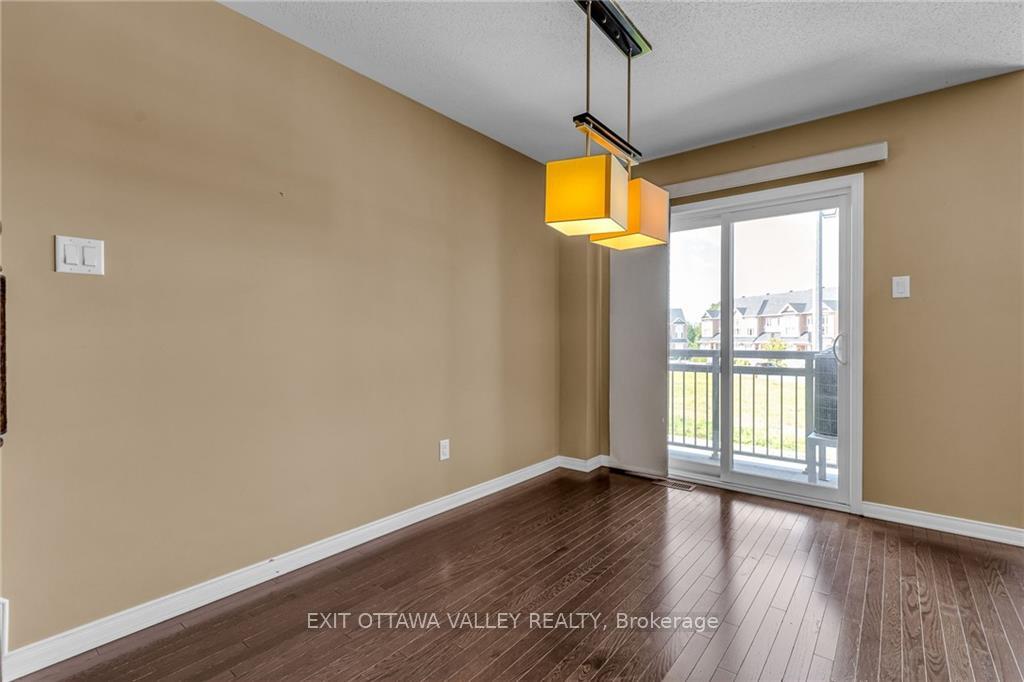Photo 2 of 302 Citiplace Drive, Ottawa, Merivale Industrial Park/Citiplace — HOMEH