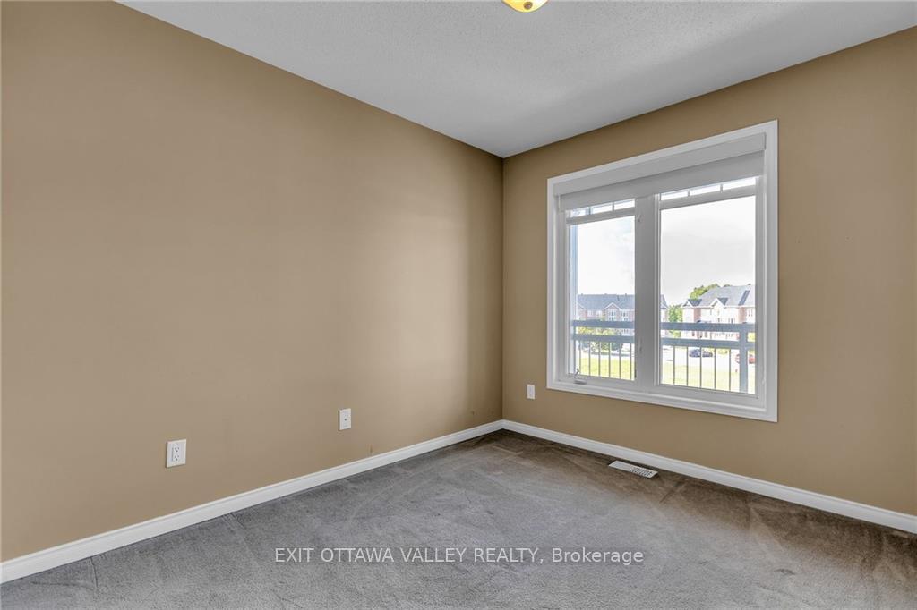 Photo 8 of 302 Citiplace Drive, Ottawa, Merivale Industrial Park/Citiplace — HOMEH