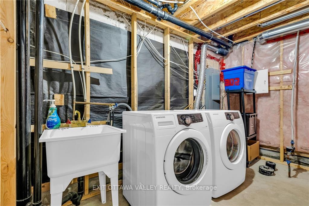 Photo 10 of 302 Citiplace Drive, Ottawa, Merivale Industrial Park/Citiplace — HOMEH