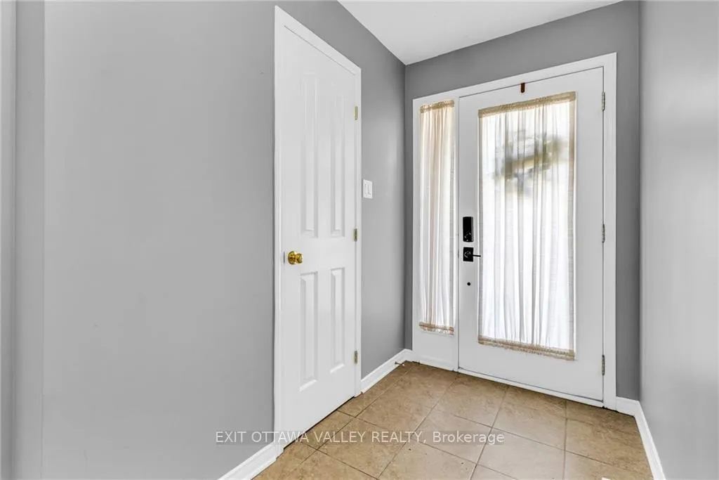 Photo 13 of 302 Citiplace Drive, Ottawa, Merivale Industrial Park/Citiplace — HOMEH