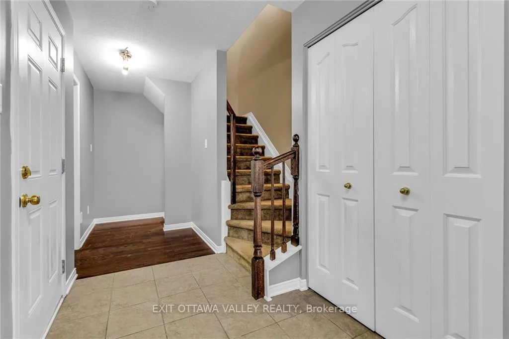 Photo 14 of 302 Citiplace Drive, Ottawa, Merivale Industrial Park/Citiplace — HOMEH