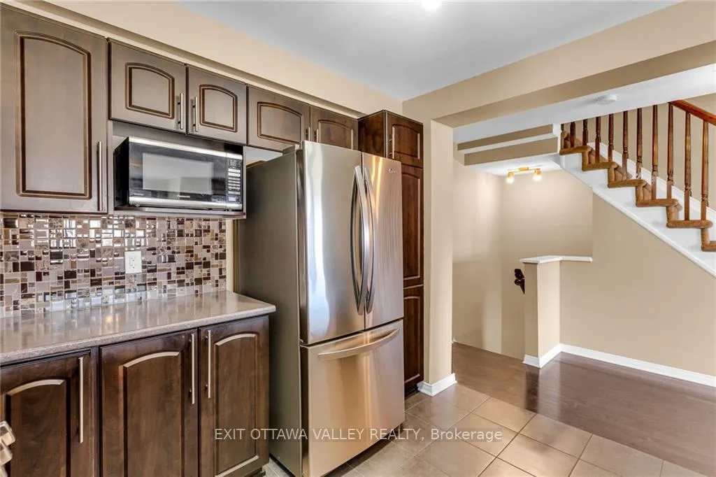 Photo 18 of 302 Citiplace Drive, Ottawa, Merivale Industrial Park/Citiplace — HOMEH