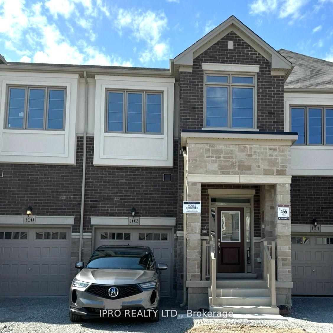 Front of 102 Bermondsey Way