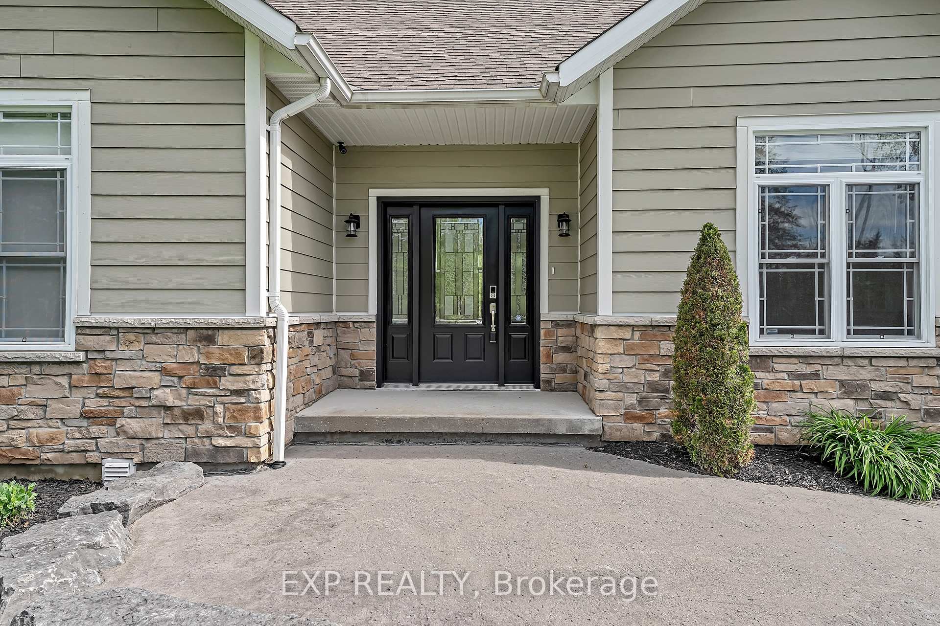Photo 6 of 155 Wilbert Cox Drive, Ottawa, Huntley Ward (South East) — HOMEH