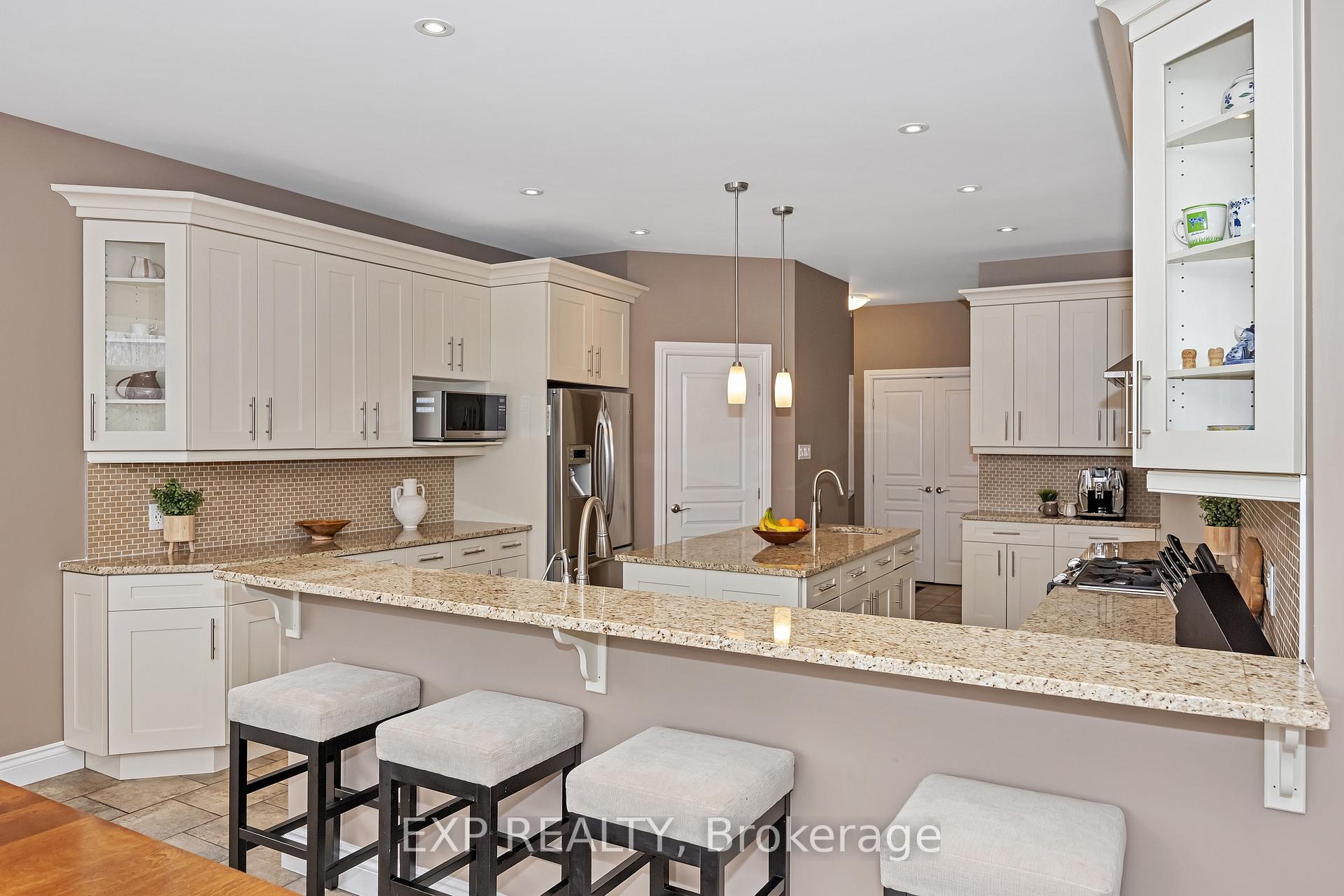 Photo 10 of 155 Wilbert Cox Drive, Ottawa, Huntley Ward (South East) — HOMEH