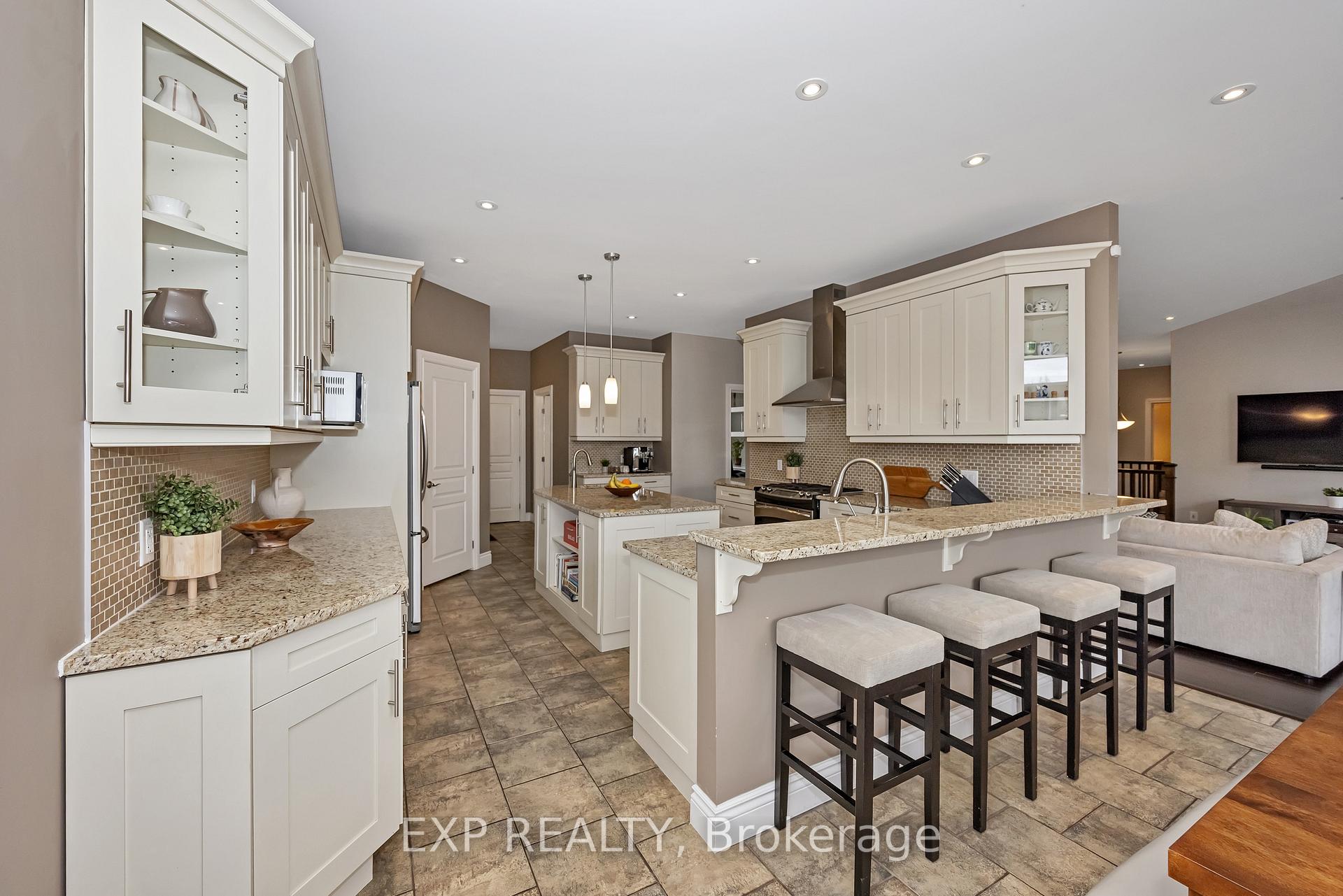 Photo 11 of 155 Wilbert Cox Drive, Ottawa, Huntley Ward (South East) — HOMEH