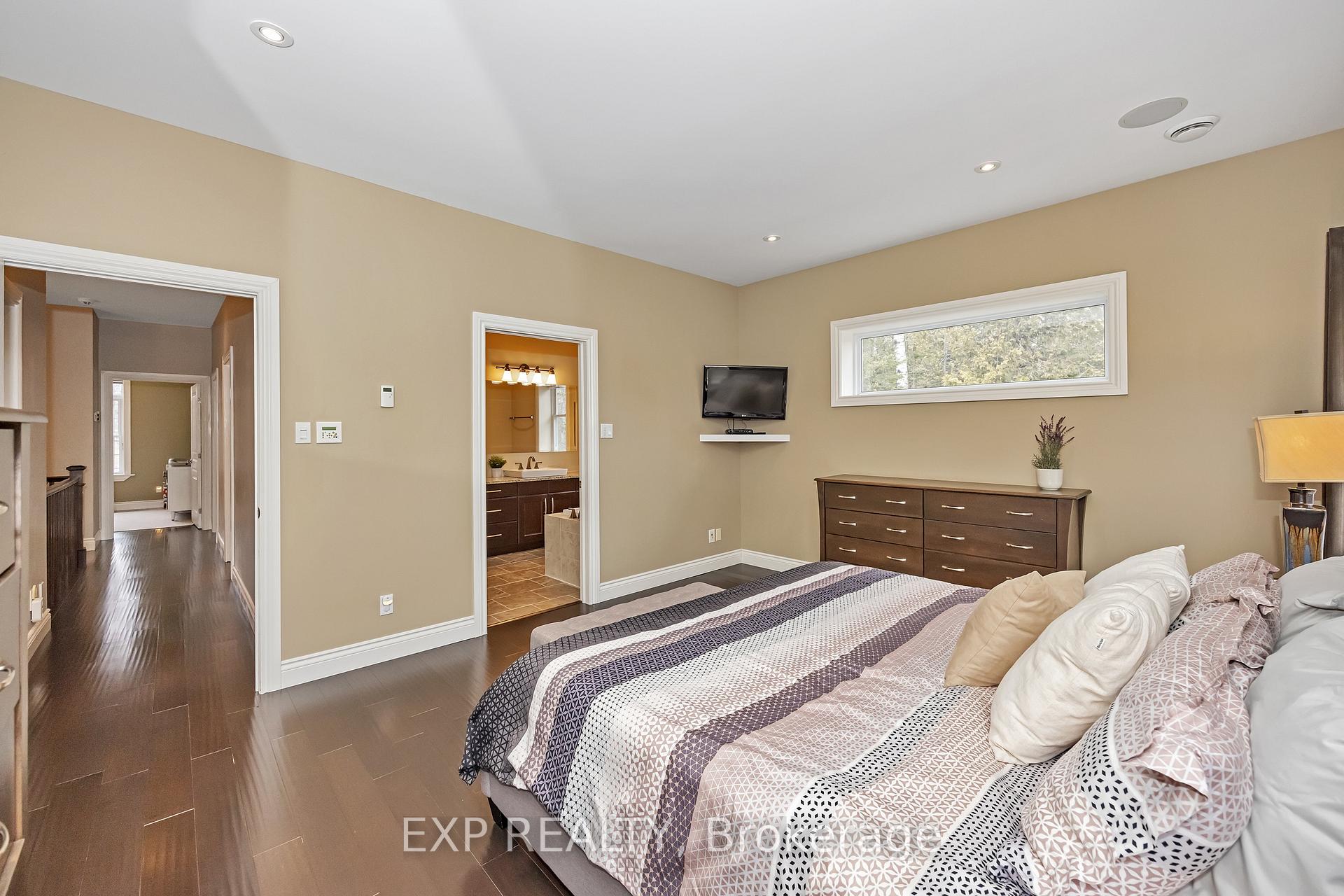 Photo 16 of 155 Wilbert Cox Drive, Ottawa, Huntley Ward (South East) — HOMEH