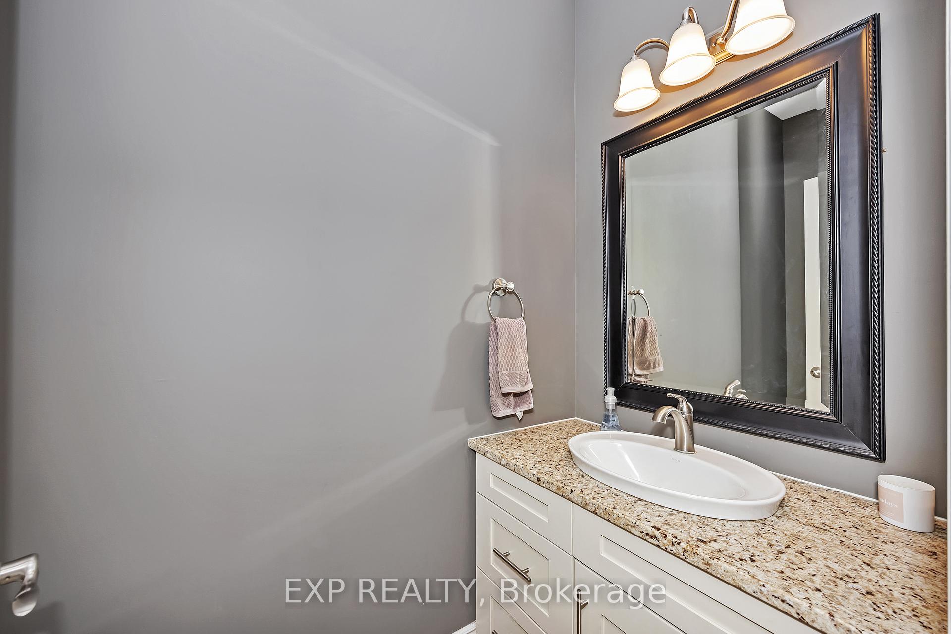 Photo 27 of 155 Wilbert Cox Drive, Ottawa, Huntley Ward (South East) — HOMEH