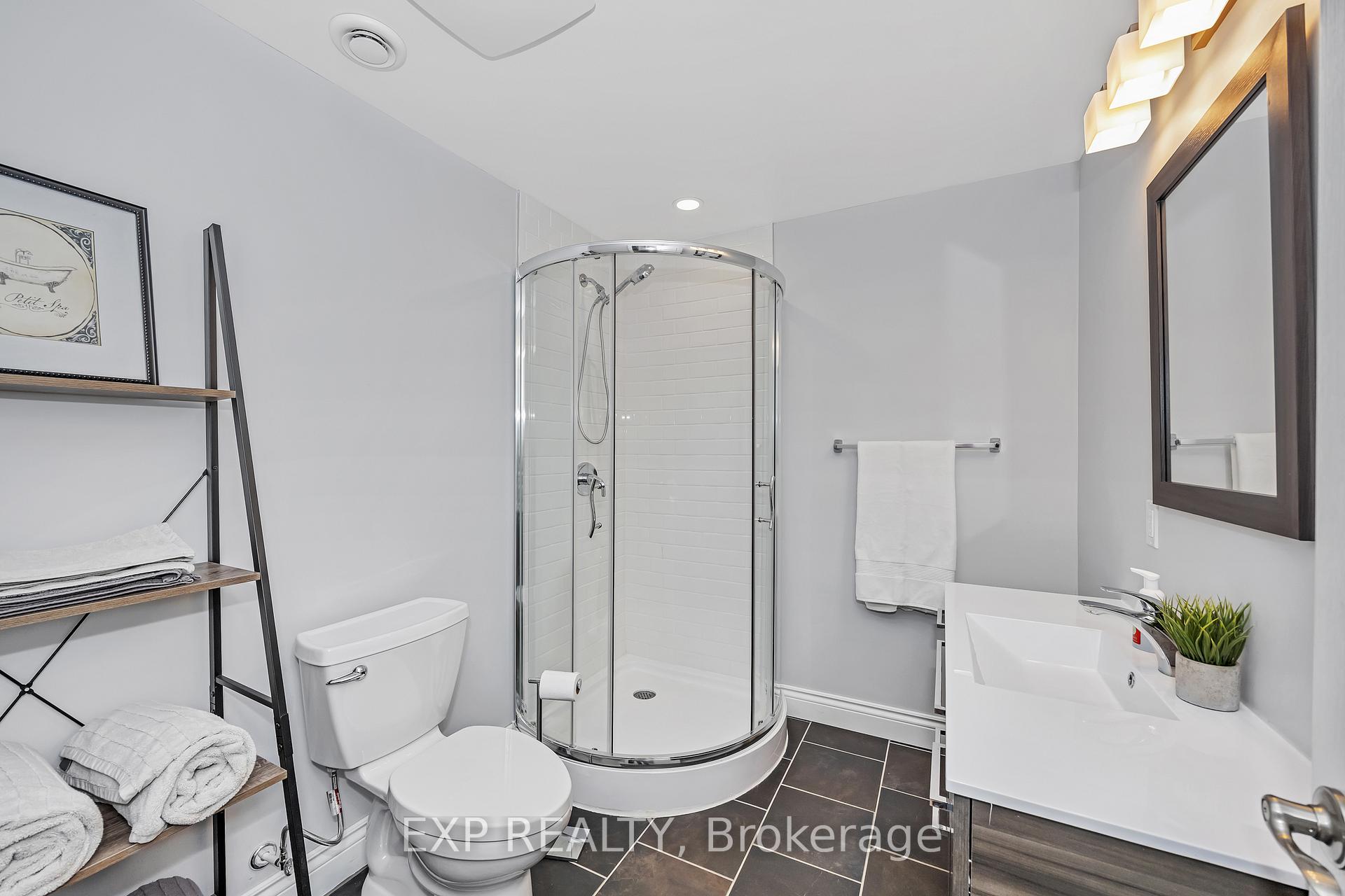 Photo 34 of 155 Wilbert Cox Drive, Ottawa, Huntley Ward (South East) — HOMEH