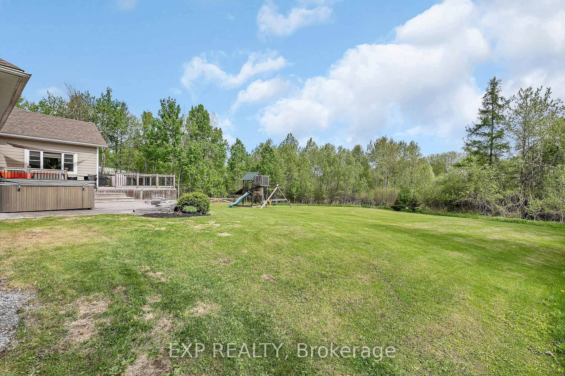 Photo 41 of 155 Wilbert Cox Drive, Ottawa, Huntley Ward (South East) — HOMEH