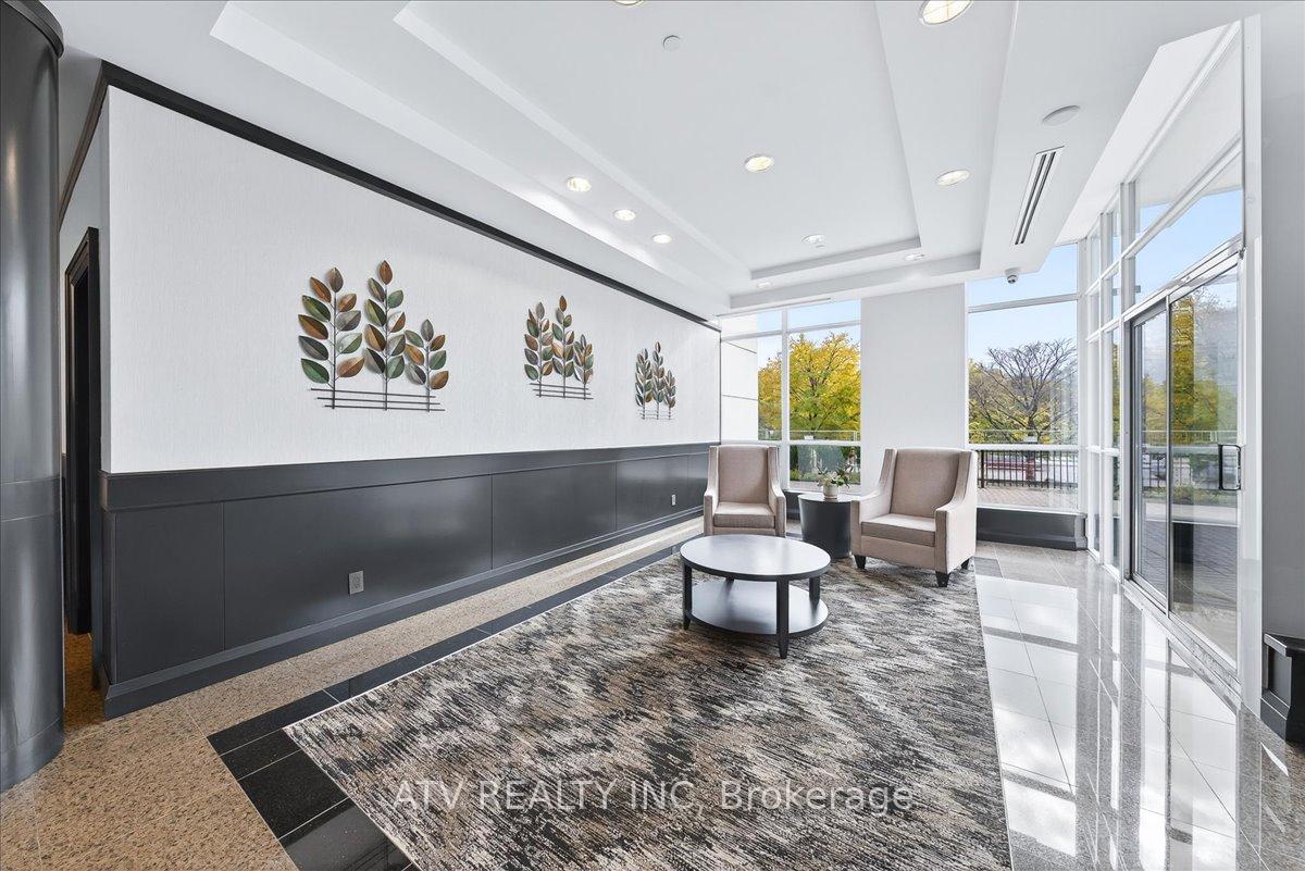 Photo 4 of Unit 708, 1403 Royal York Road, Etobicoke, Willowridge-Martingrove-Richview — HOMEH