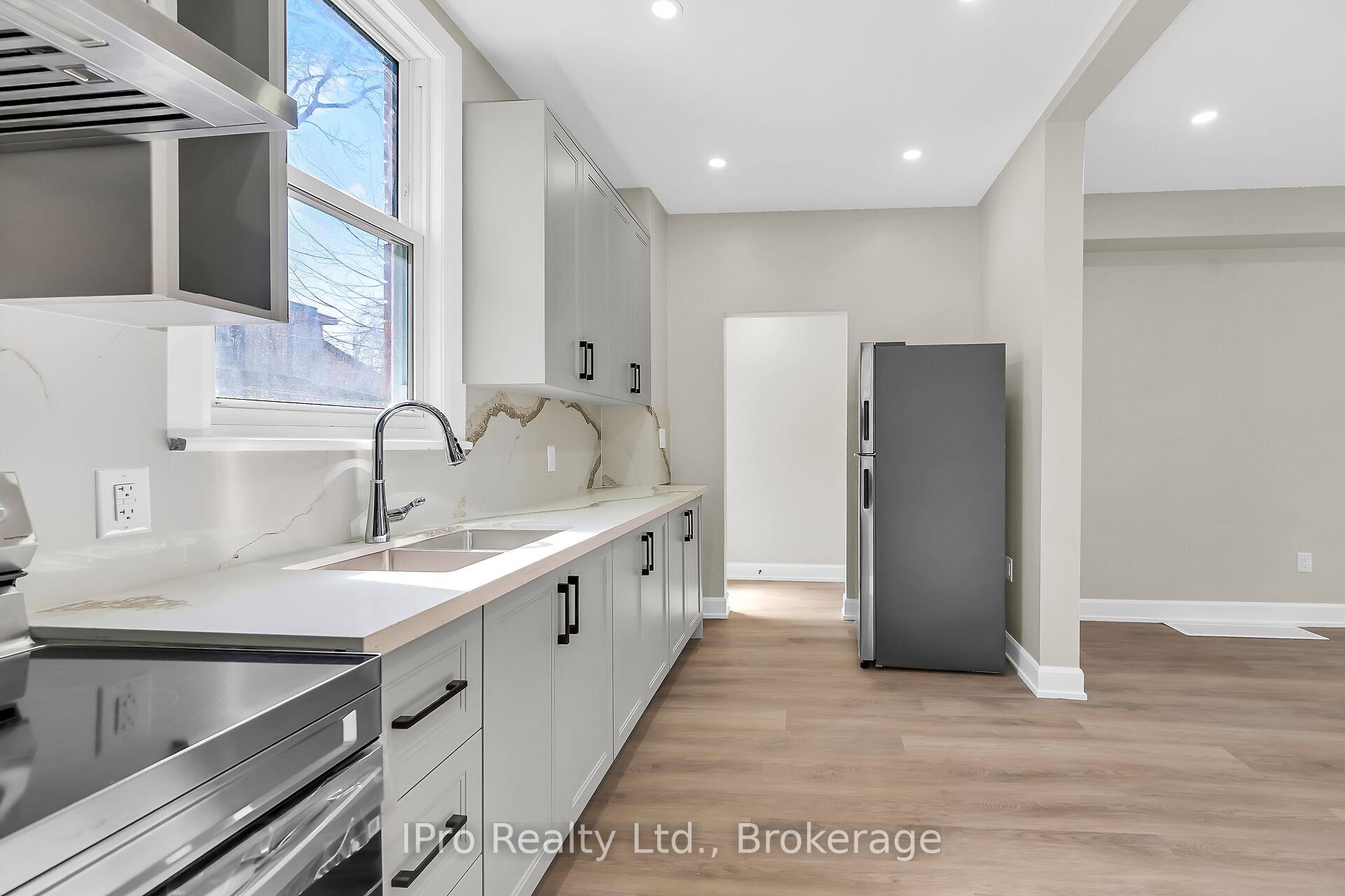 Photo 11 of 241 Dalhousie Street, Brant, Brantford Twp — HOMEH