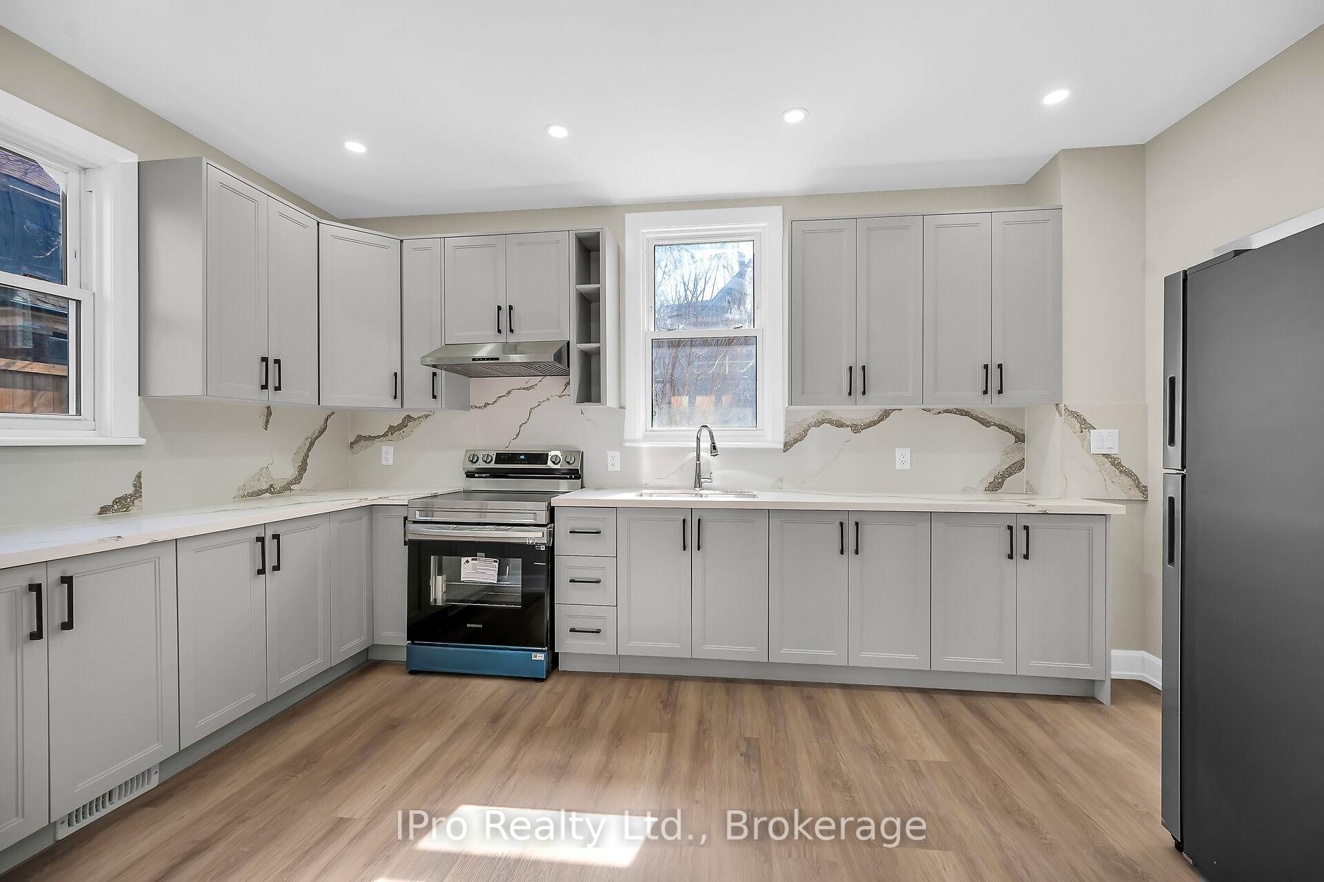 Photo 14 of 241 Dalhousie Street, Brant, Brantford Twp — HOMEH