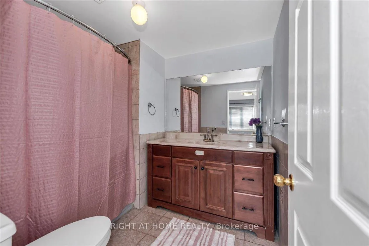 Photo 31 of 2 Wooliston Crescent, Brampton, Fletcher's West — HOMEH