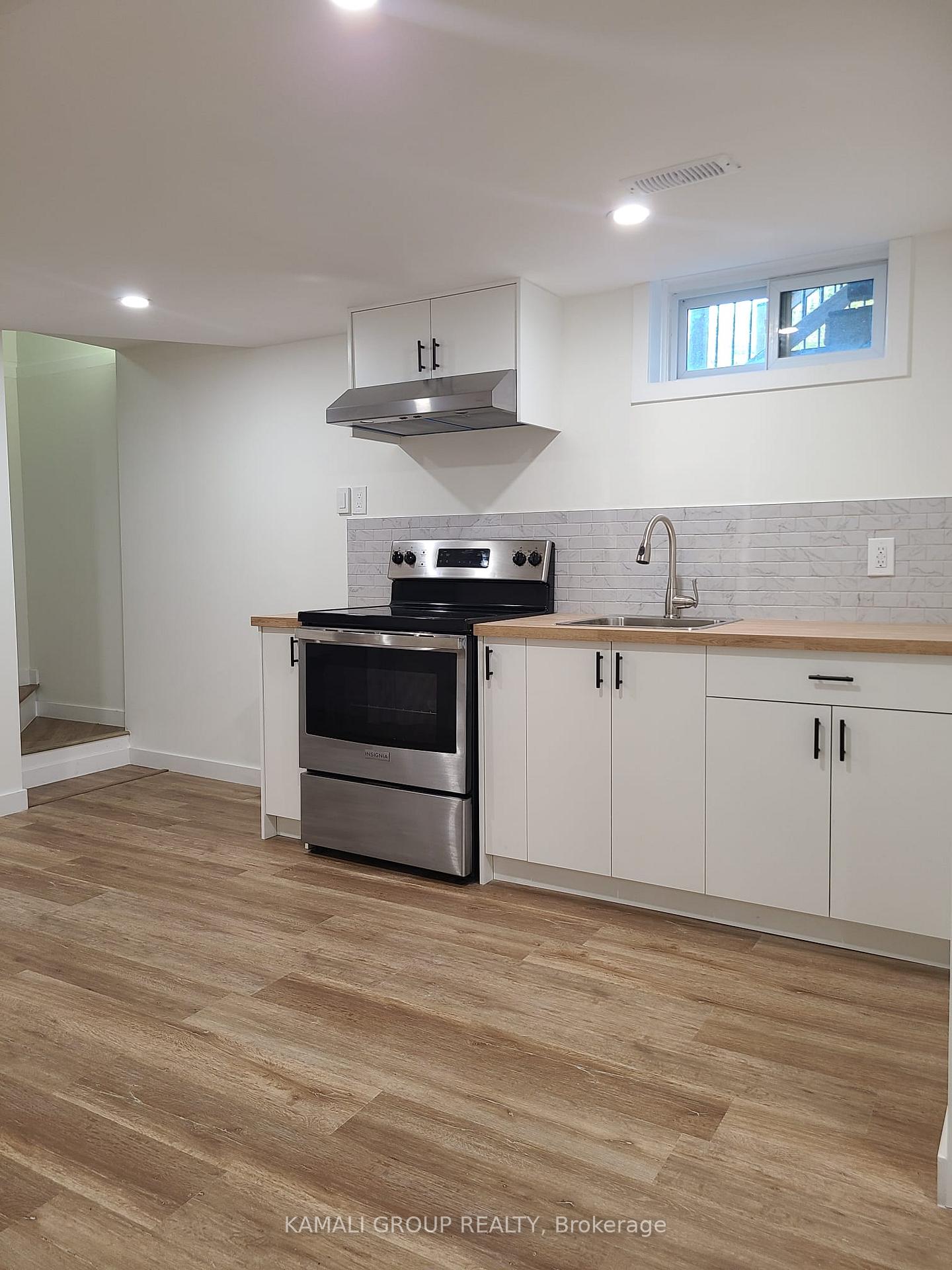 Photo 3 of Unit Bsmt, 412 Bunting Road, St. Catharines, Carlton/Bunting — HOMEH