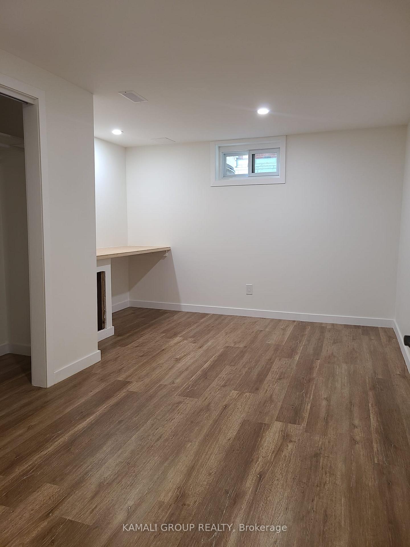 Photo 11 of Unit Bsmt, 412 Bunting Road, St. Catharines, Carlton/Bunting — HOMEH