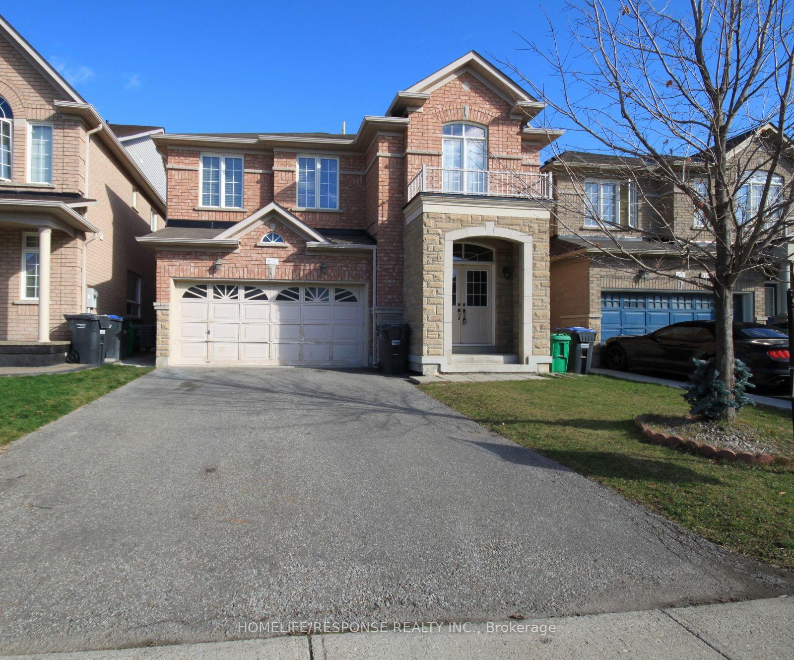 Front of 517 Fernforest Drive