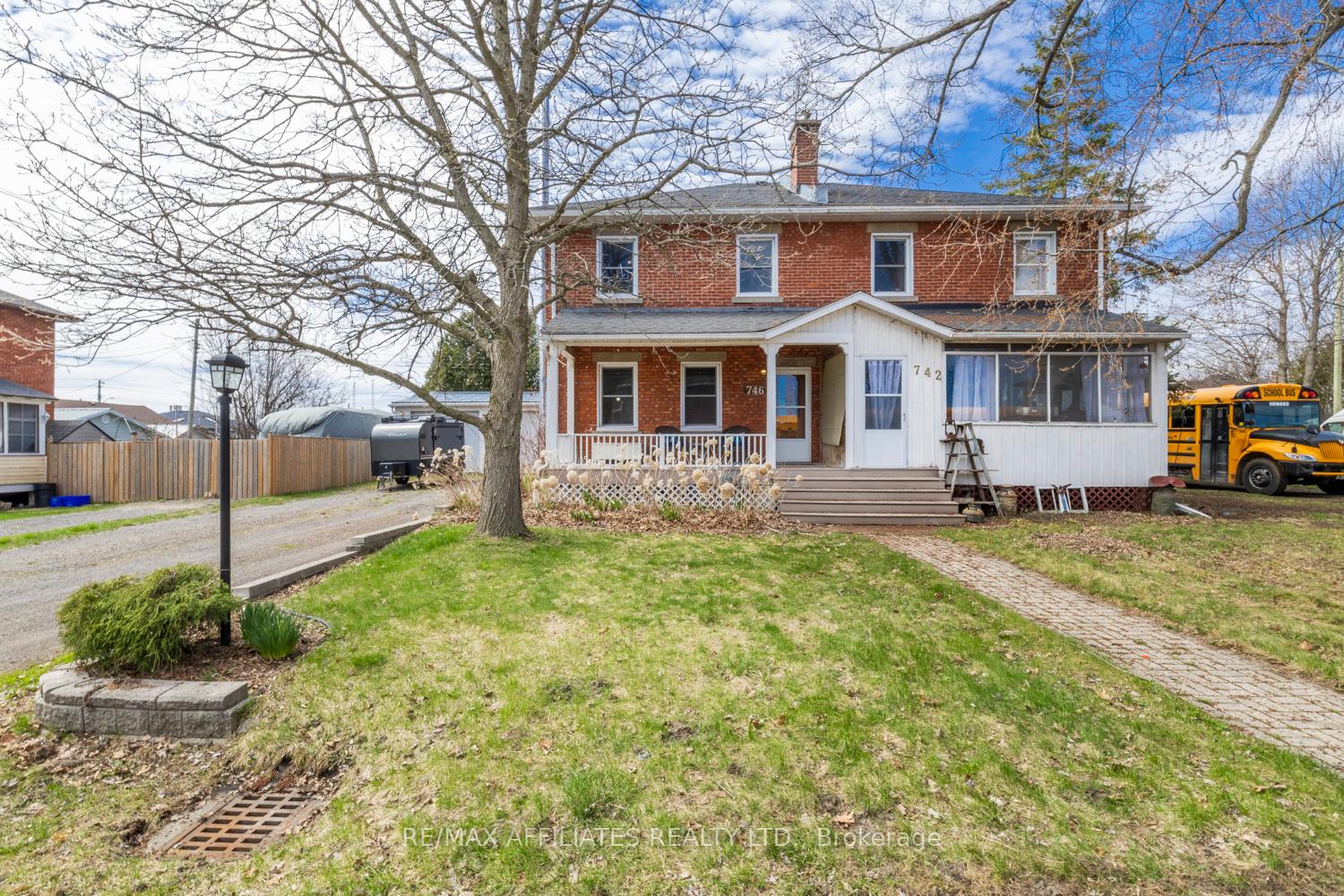 Photo 1 of 746 Benson Street W, Edwardsburgh/Cardinal, Town of Cardinal — HOMEH