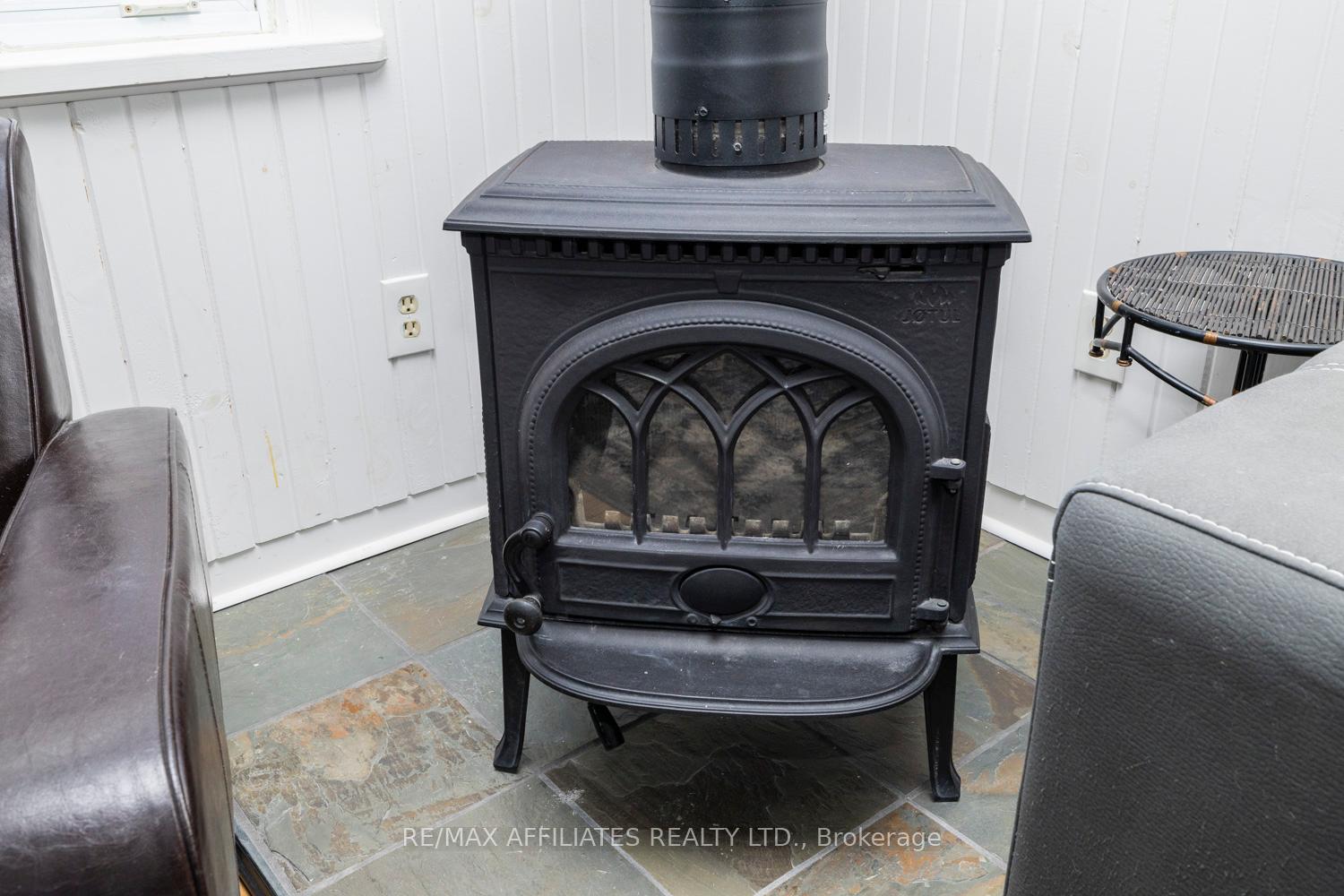 Photo 12 of 746 Benson Street W, Edwardsburgh/Cardinal, Town of Cardinal — HOMEH