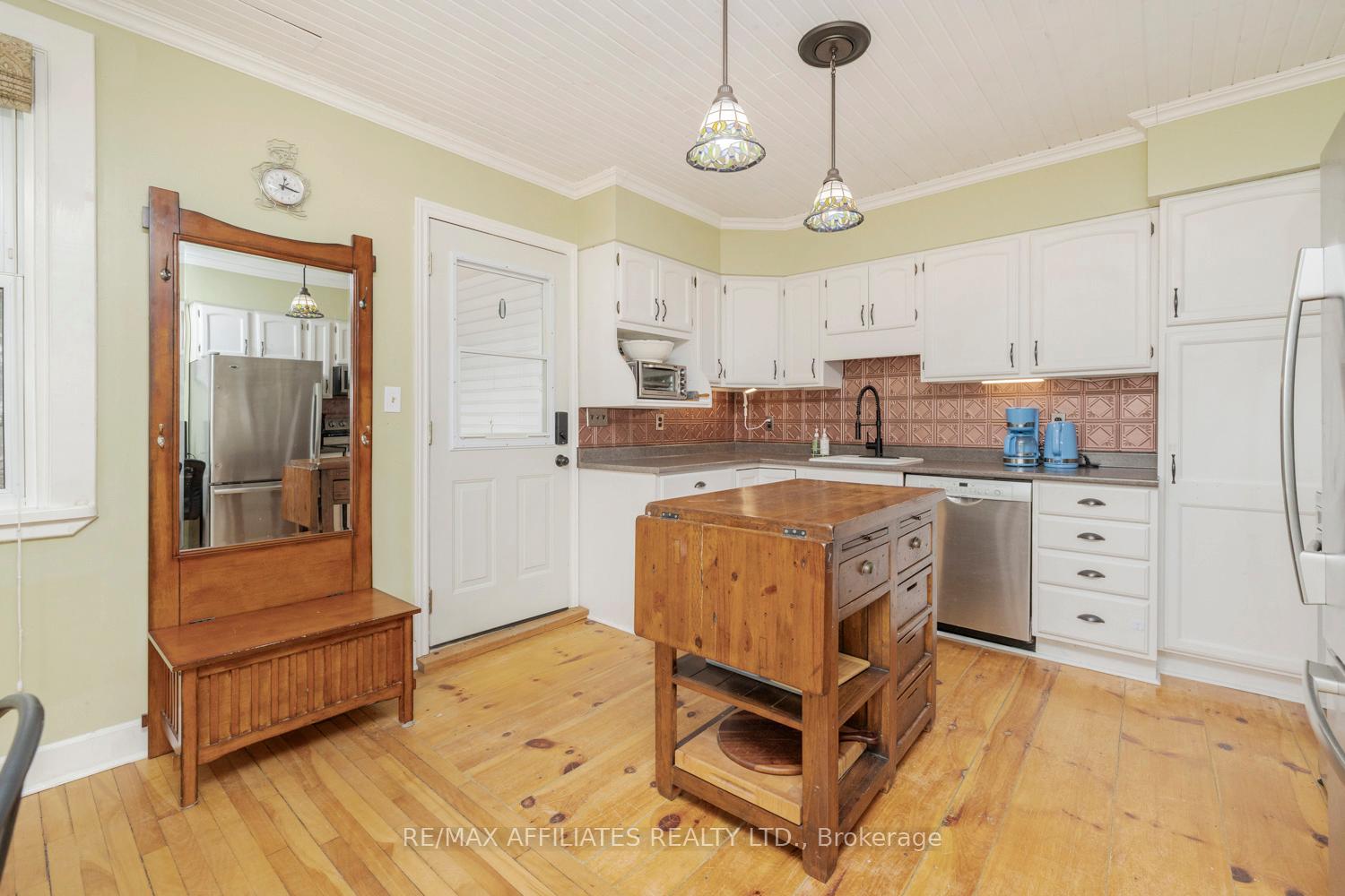 Photo 20 of 746 Benson Street W, Edwardsburgh/Cardinal, Town of Cardinal — HOMEH