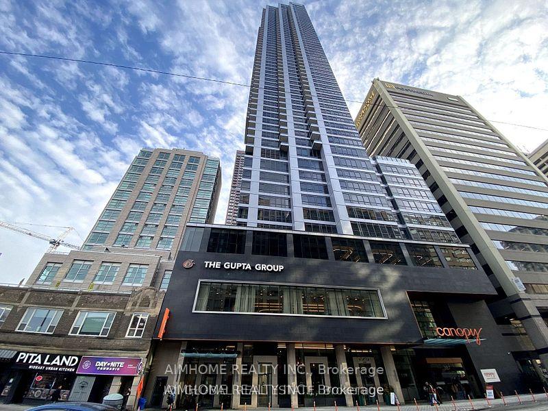 Front of Unit 4509, 395 Bloor Street E