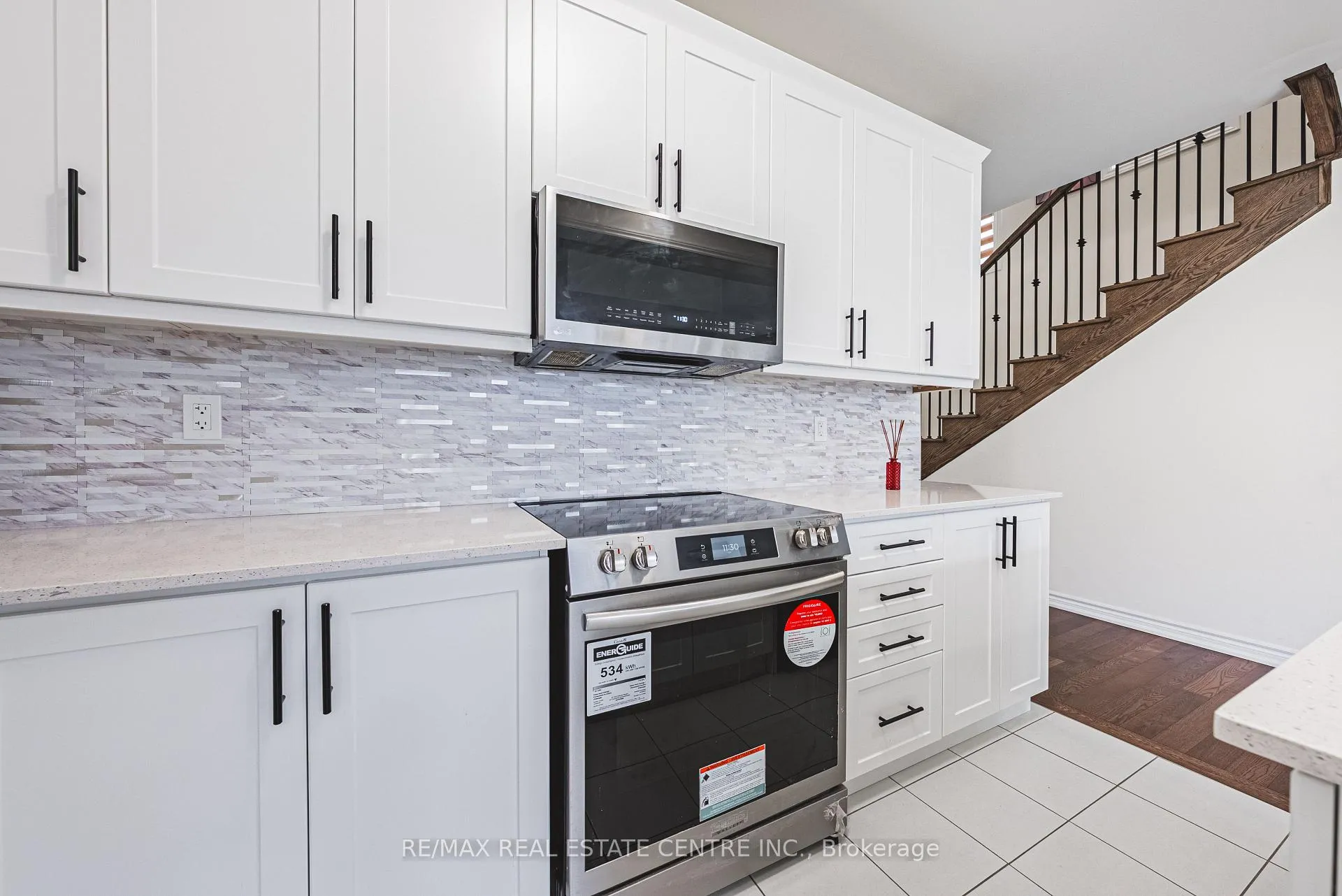 Photo 7 of 12 Spiers Road, Cambridge, Galt City Centre — HOMEH