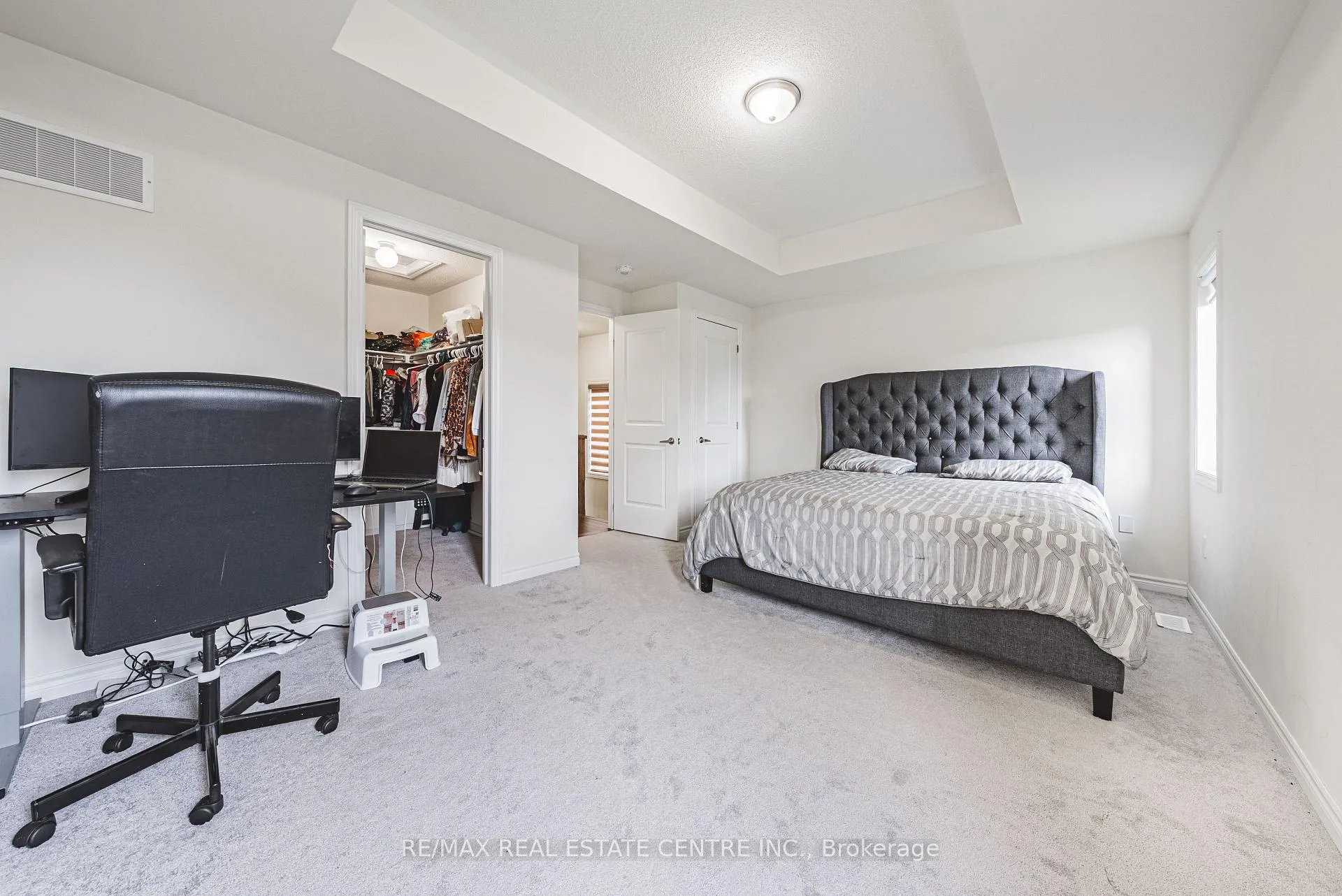Photo 17 of 12 Spiers Road, Cambridge, Galt City Centre — HOMEH