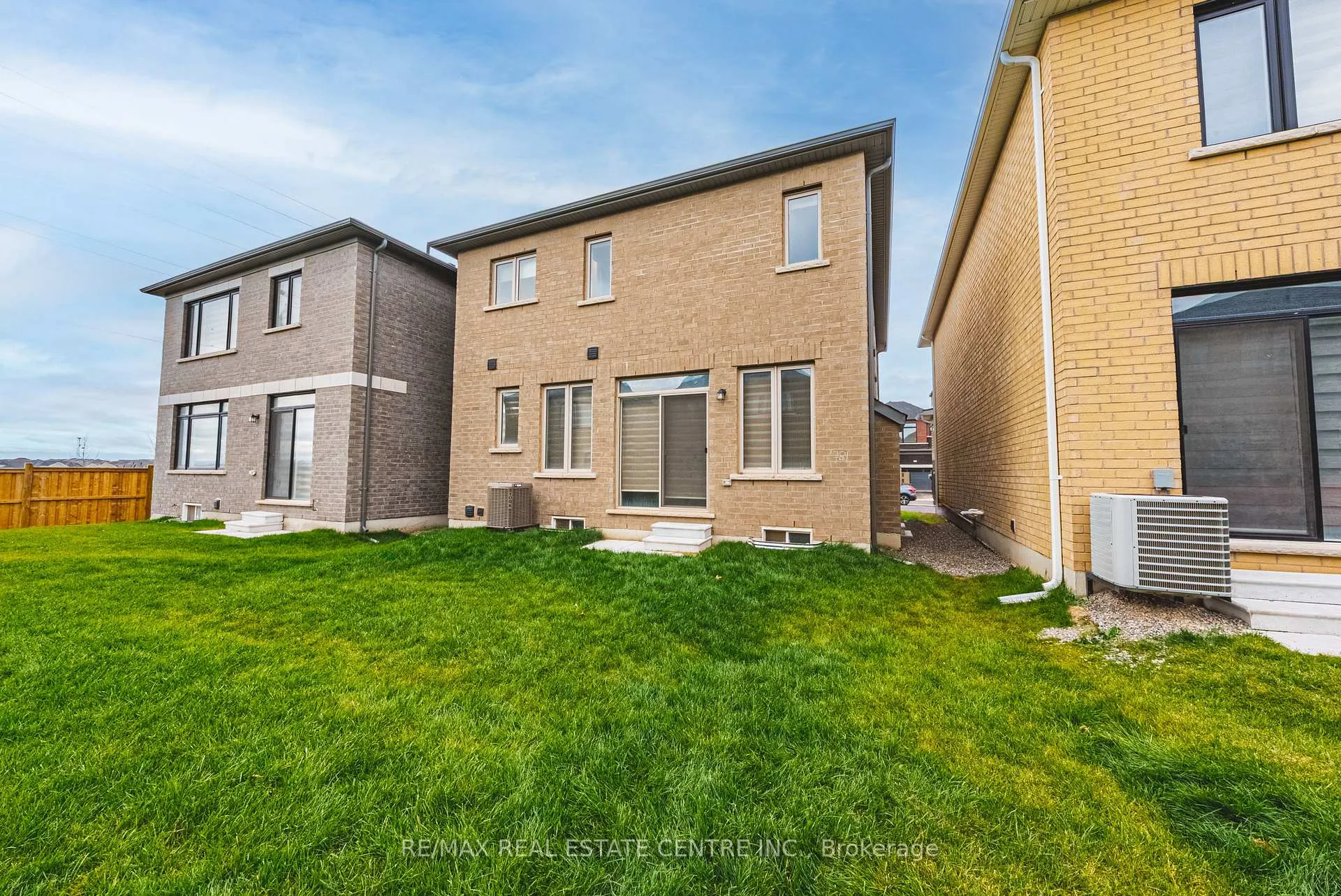 Photo 28 of 12 Spiers Road, Cambridge, Galt City Centre — HOMEH