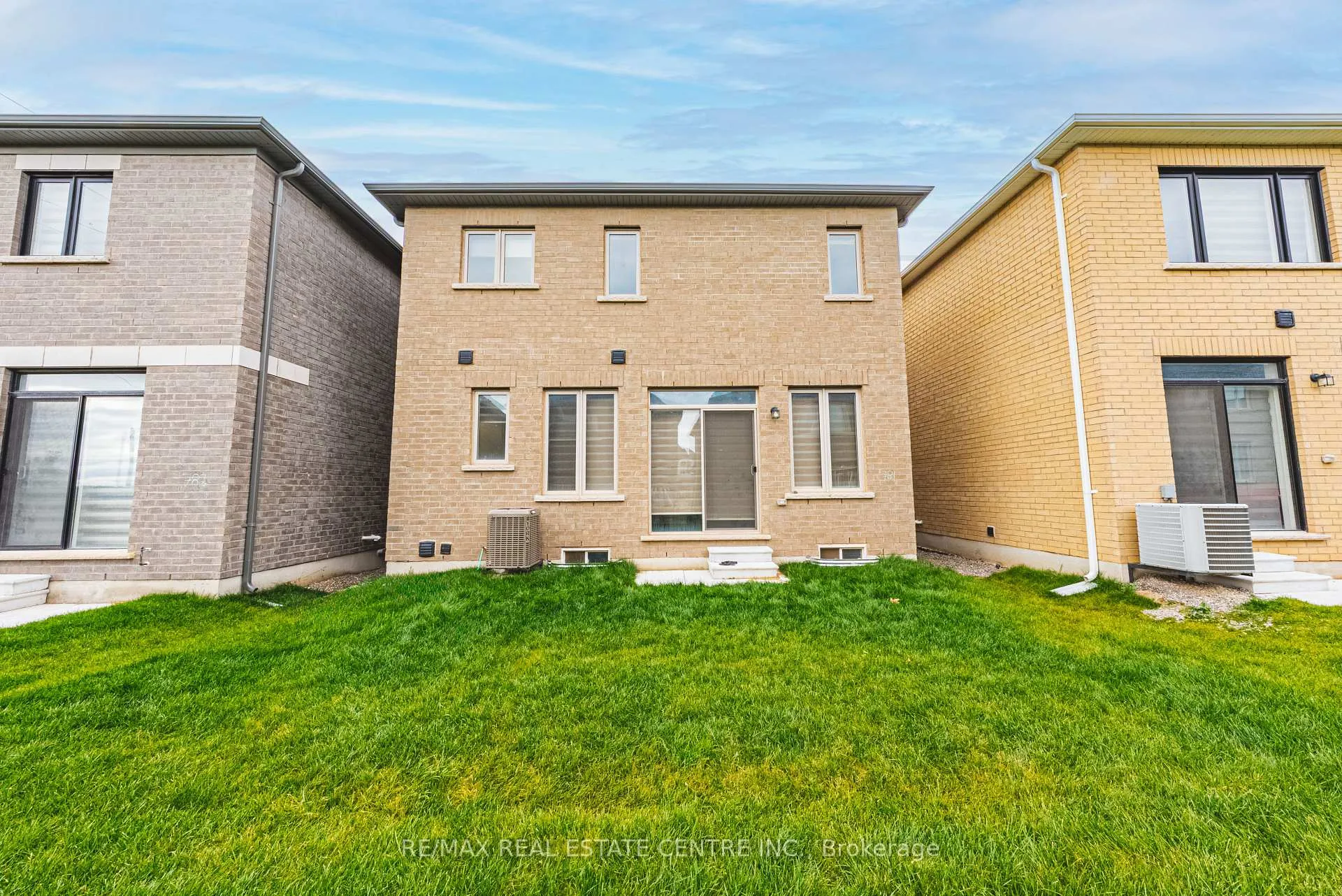 Photo 29 of 12 Spiers Road, Cambridge, Galt City Centre — HOMEH