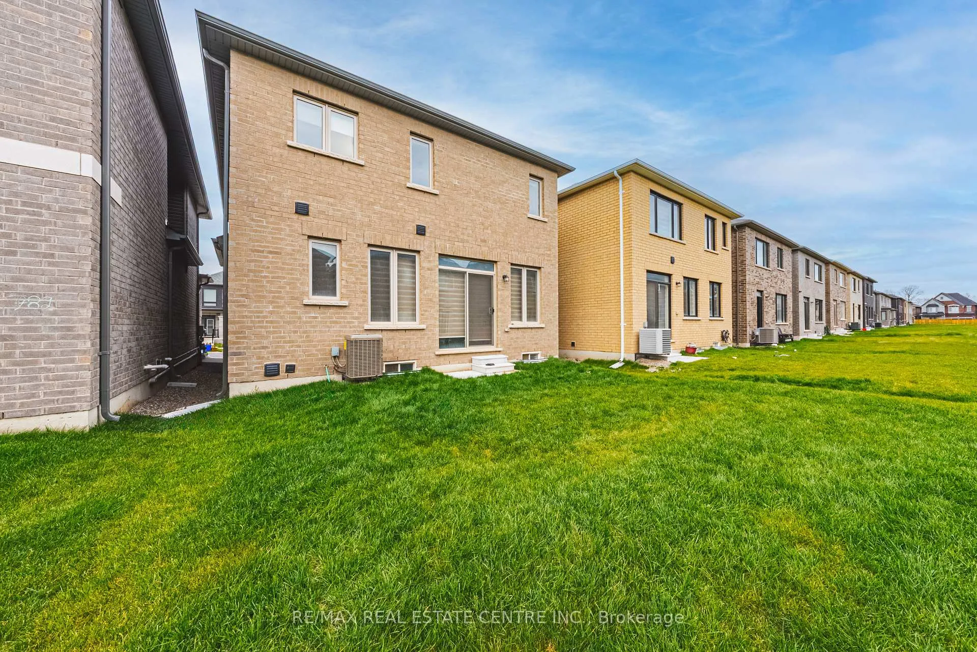 Photo 30 of 12 Spiers Road, Cambridge, Galt City Centre — HOMEH