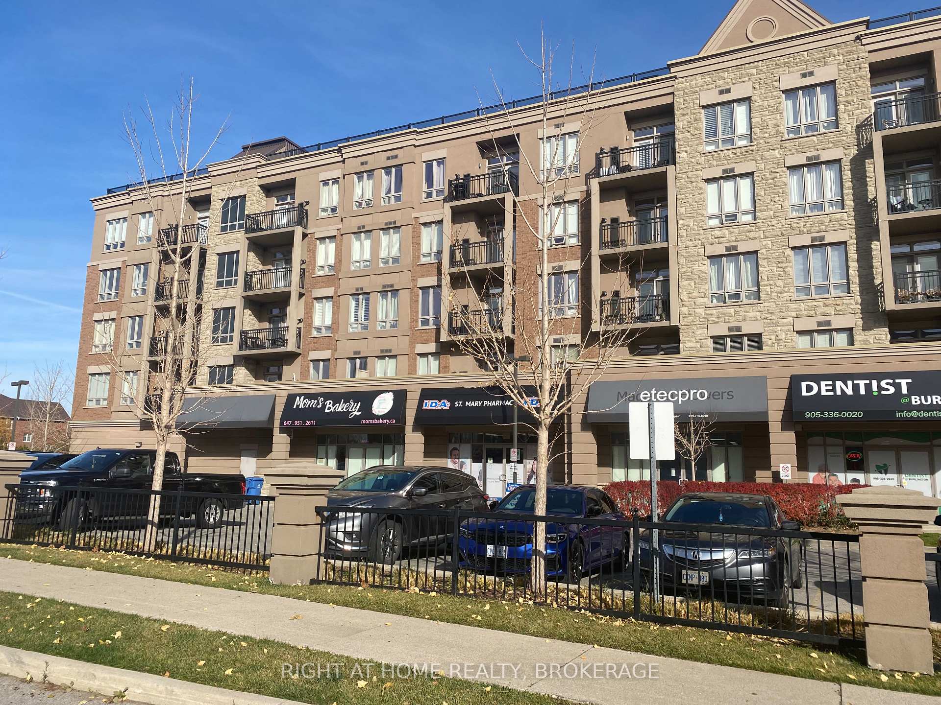 Photo 1 of Unit 301, 5327 Upper Middle Drive, Burlington, Orchard — HOMEH