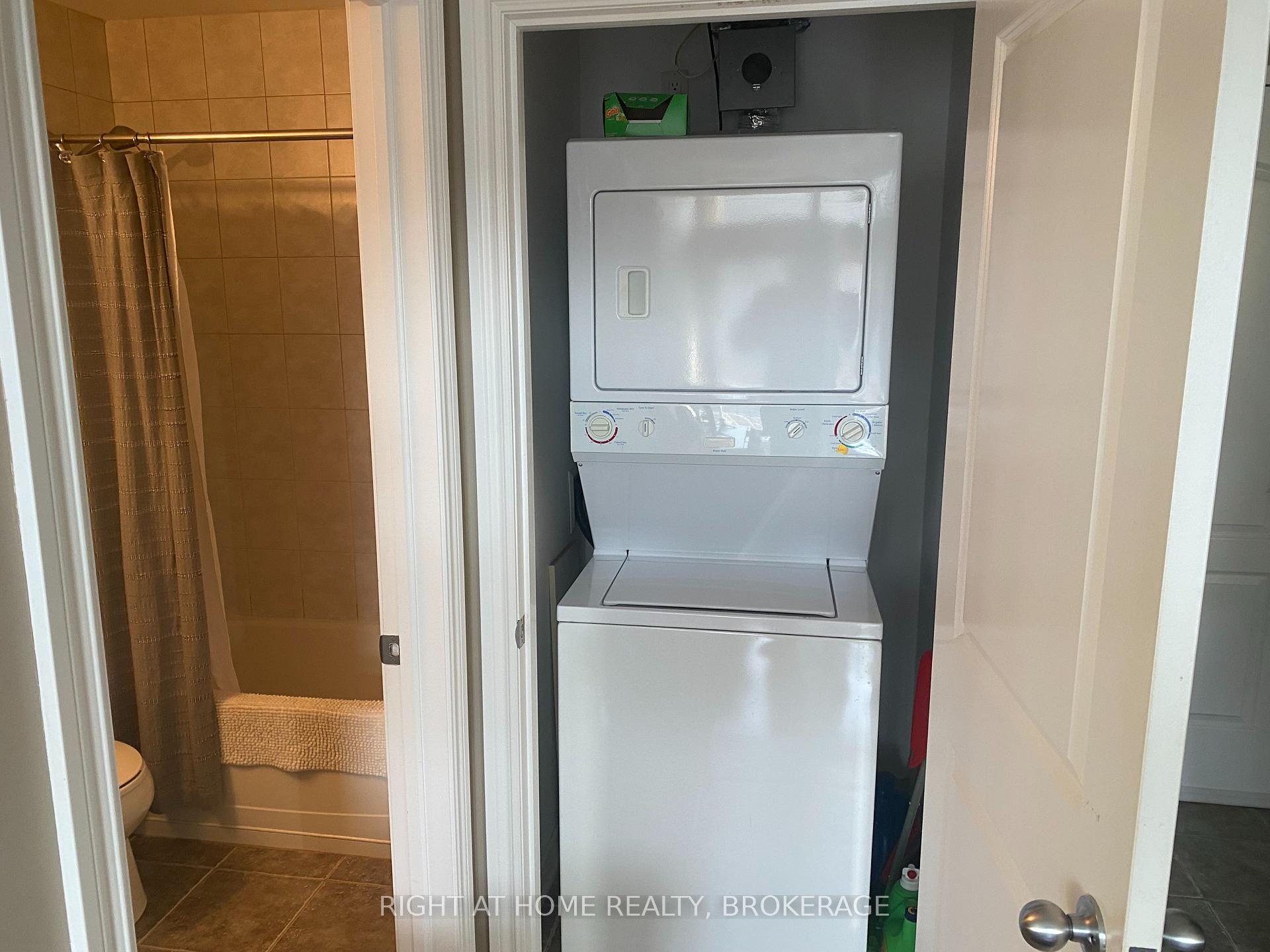 Photo 13 of Unit 301, 5327 Upper Middle Drive, Burlington, Orchard — HOMEH
